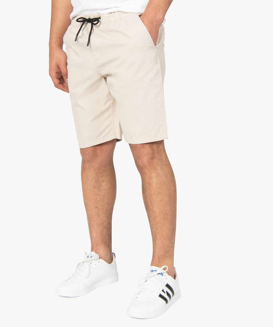 bermuda homme en toile a taille elastiquee beige shorts et bermudas