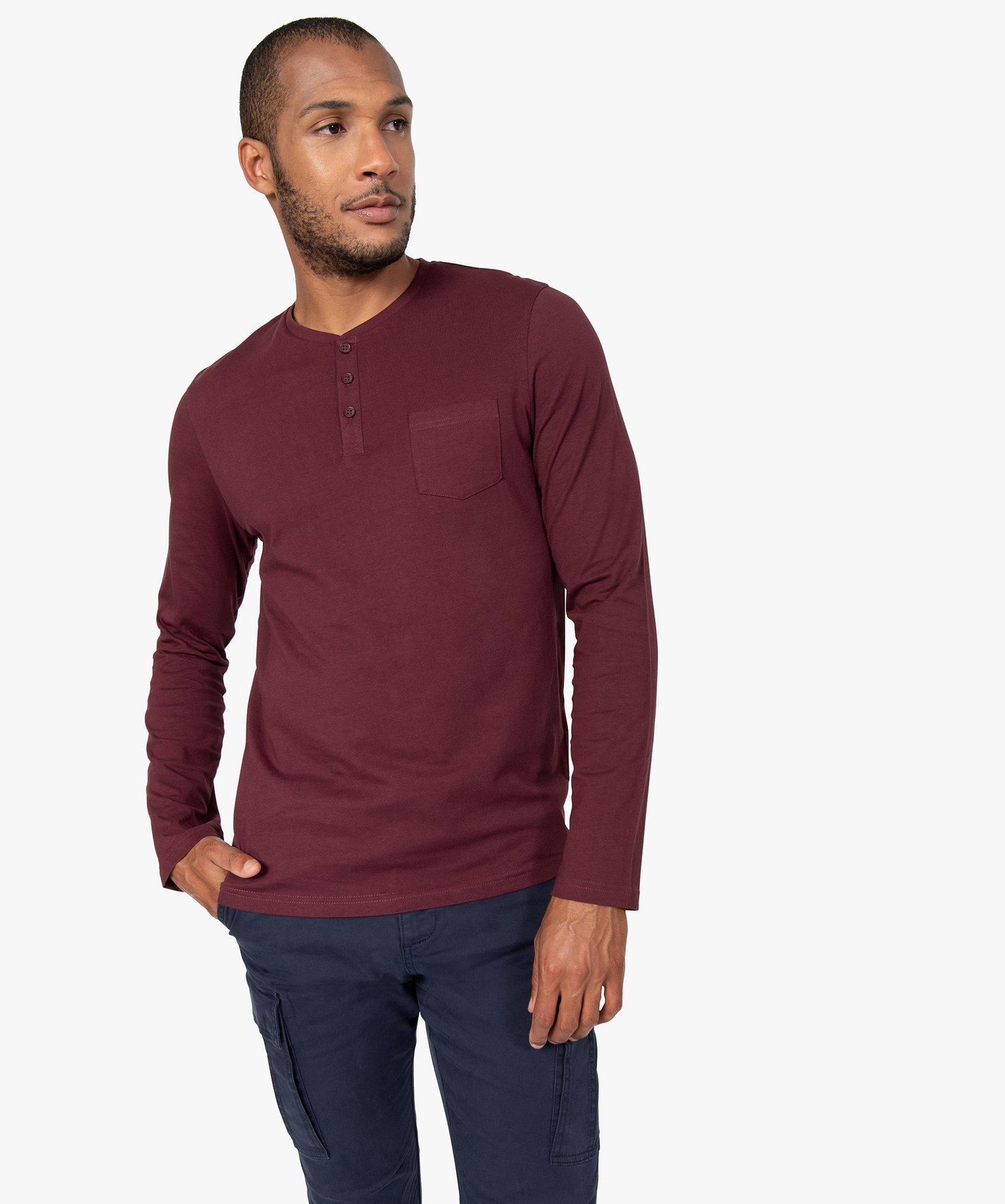 tee shirt a manches longues et col tunisien homme rouge tee shirts homme GEMO