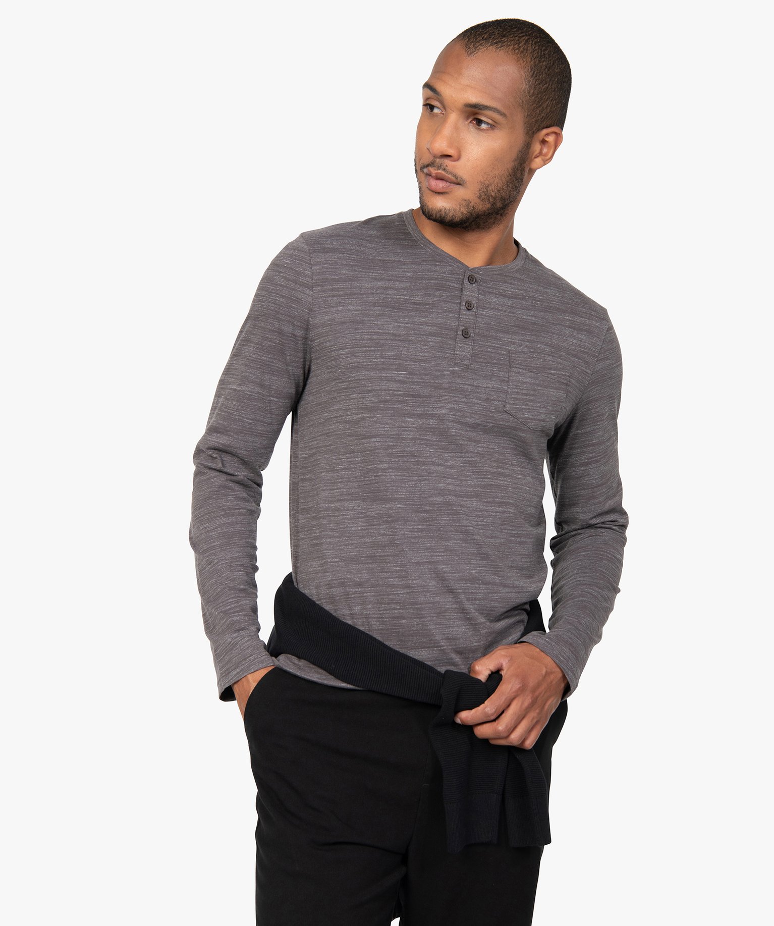 tee-shirt homme a manches longues et col tunisien gris tee-shirts