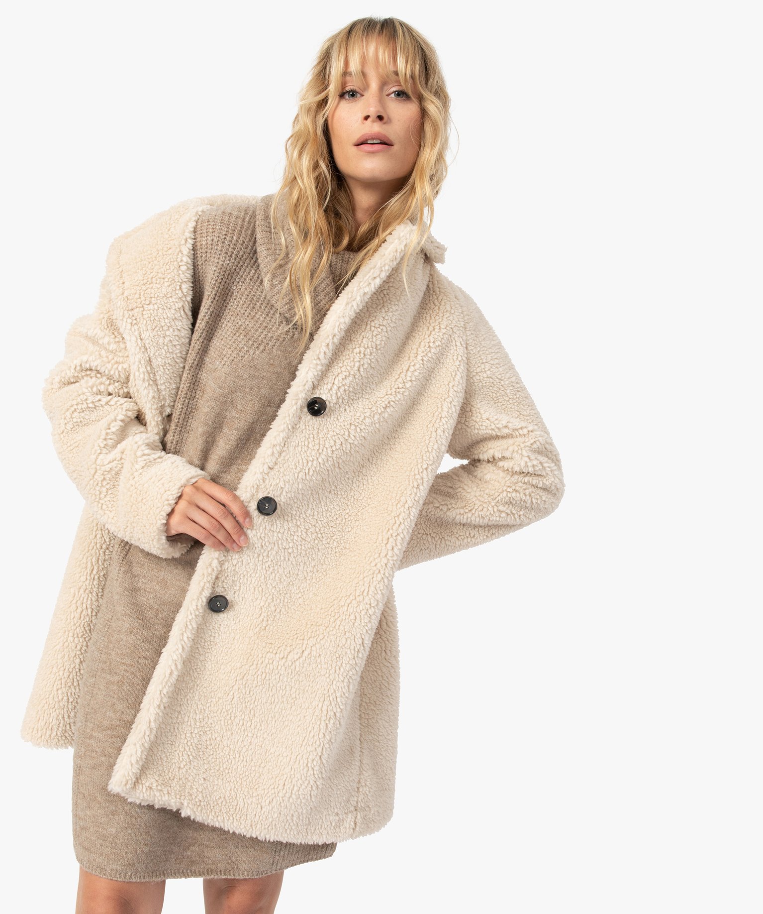 manteau femme en sherpa fermeture boutons beige manteaux femme GEMO
