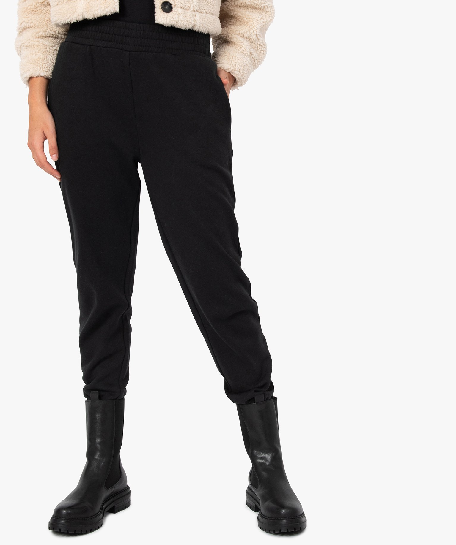 pantalon de jogging femme avec revers en bas de jambes noir pantalons femme