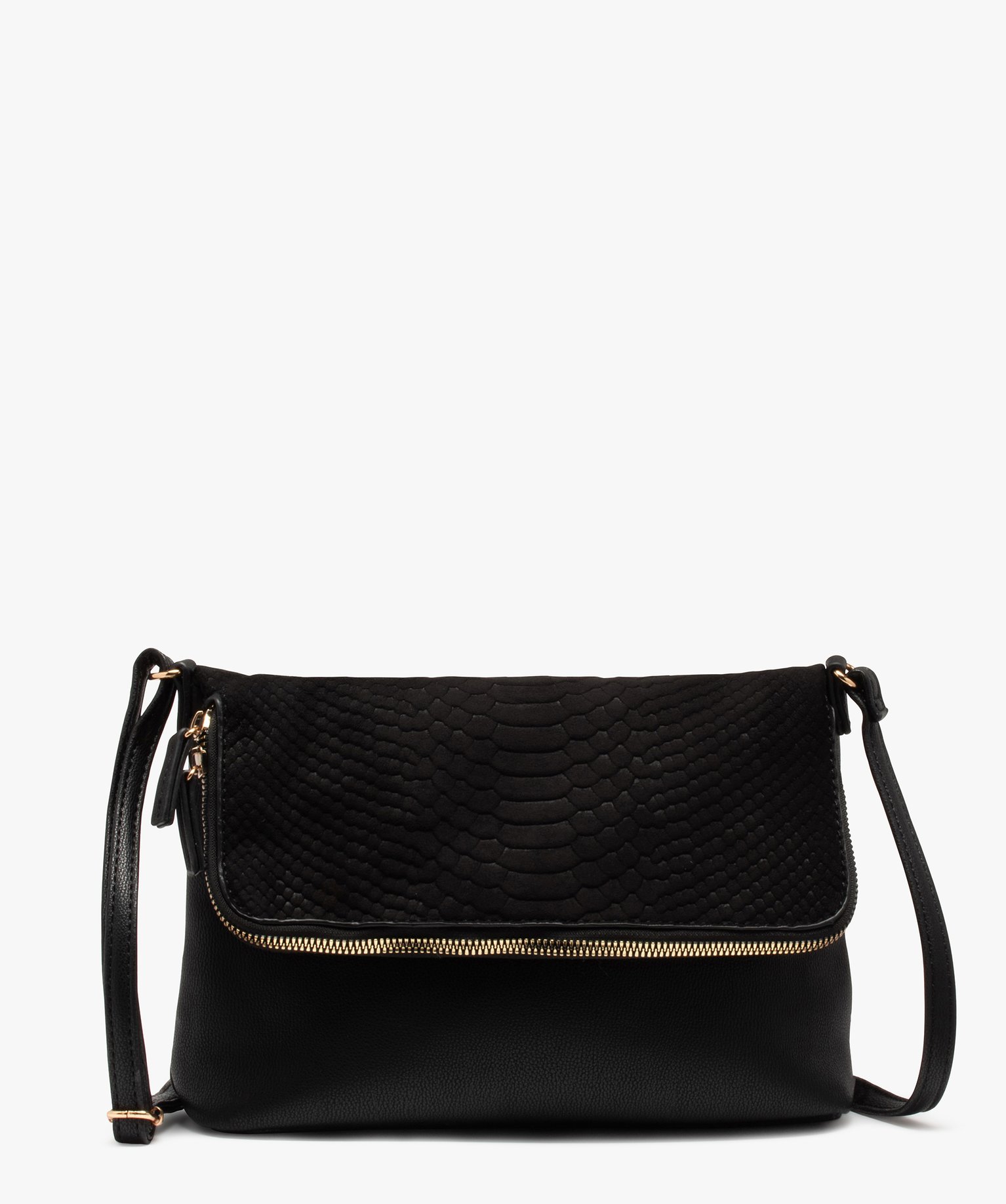 sac femme avec rabat zippe en matiere texturee noir sacs bandouliere