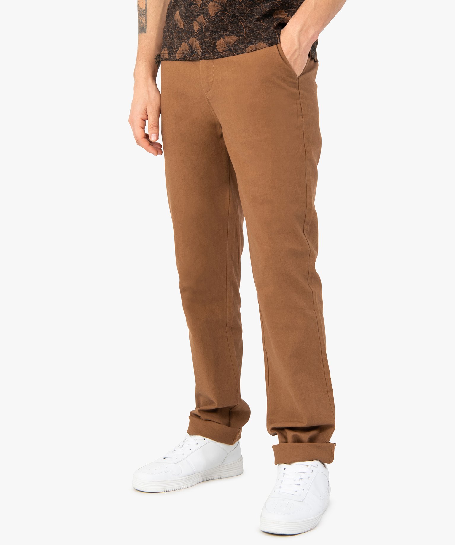 pantalon homme en lin et coton avec taille ajustable brun pantalons de costume