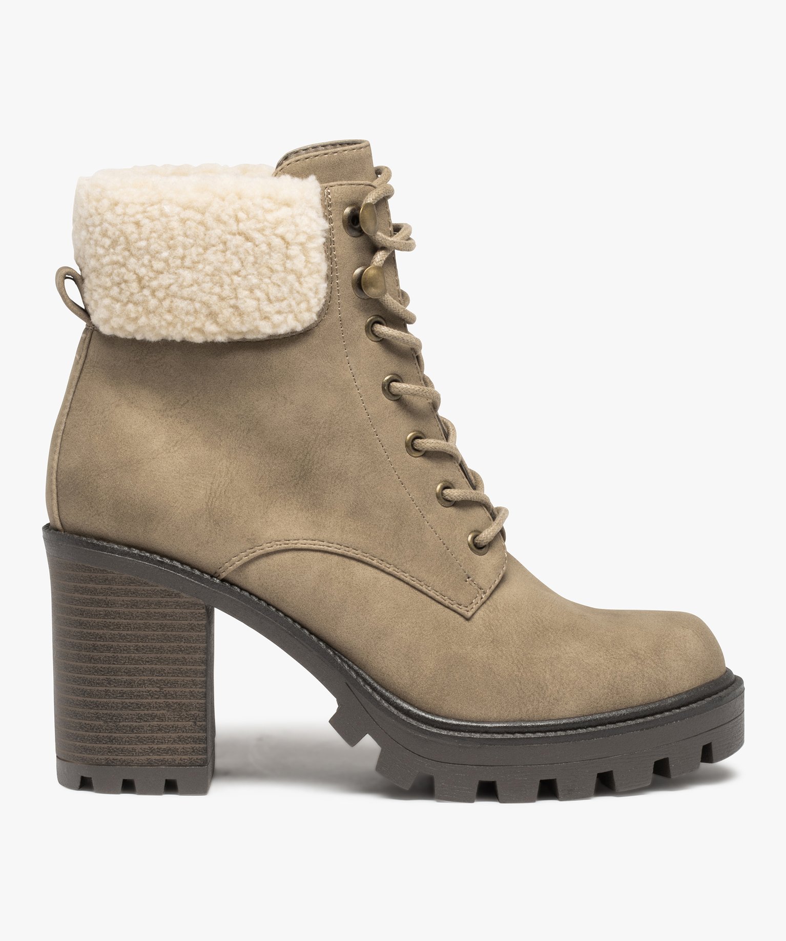 boots femme style montagne a talon large et col sherpa beige