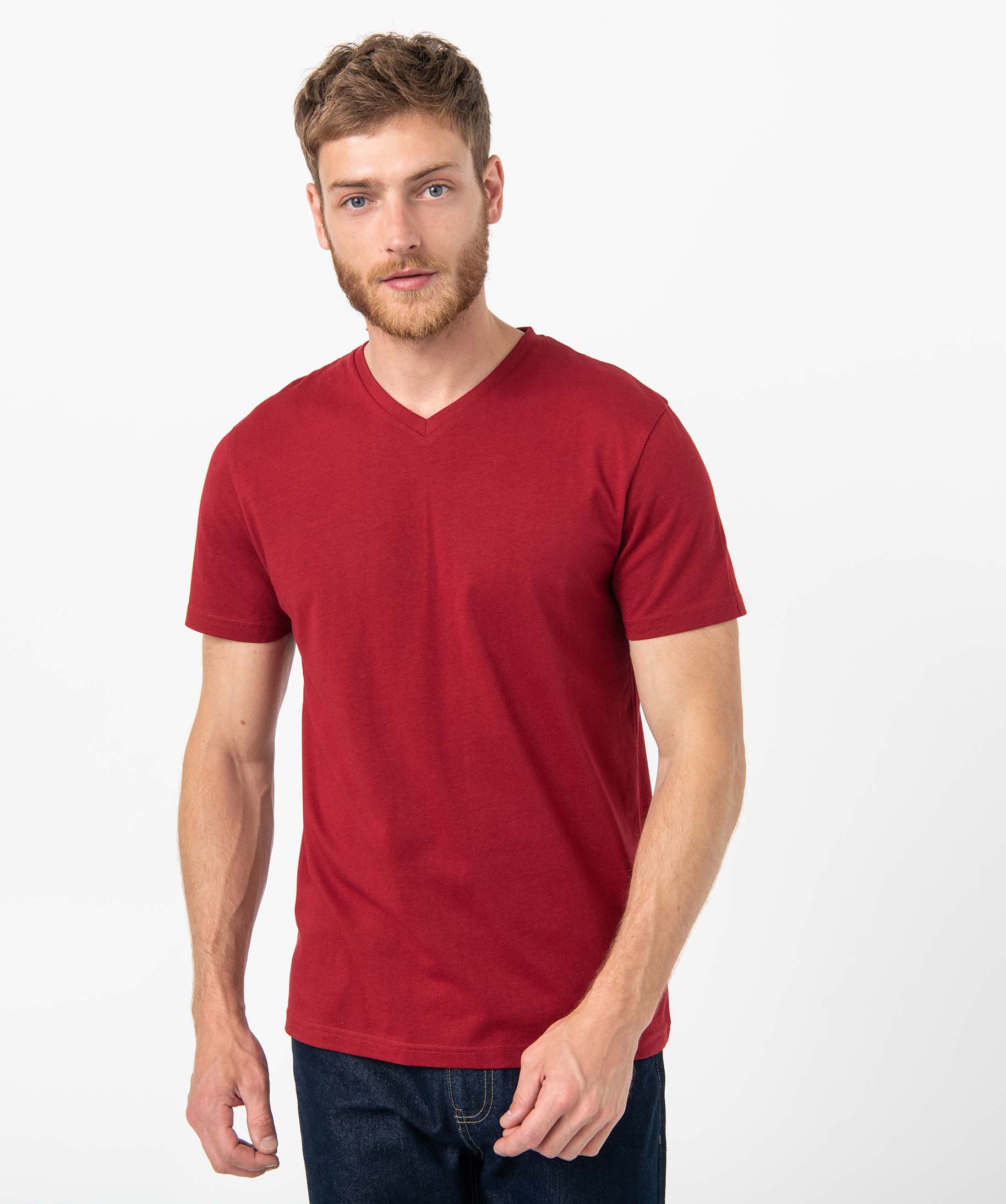 tee-shirt homme a manches courtes et col v rouge tee-shirts