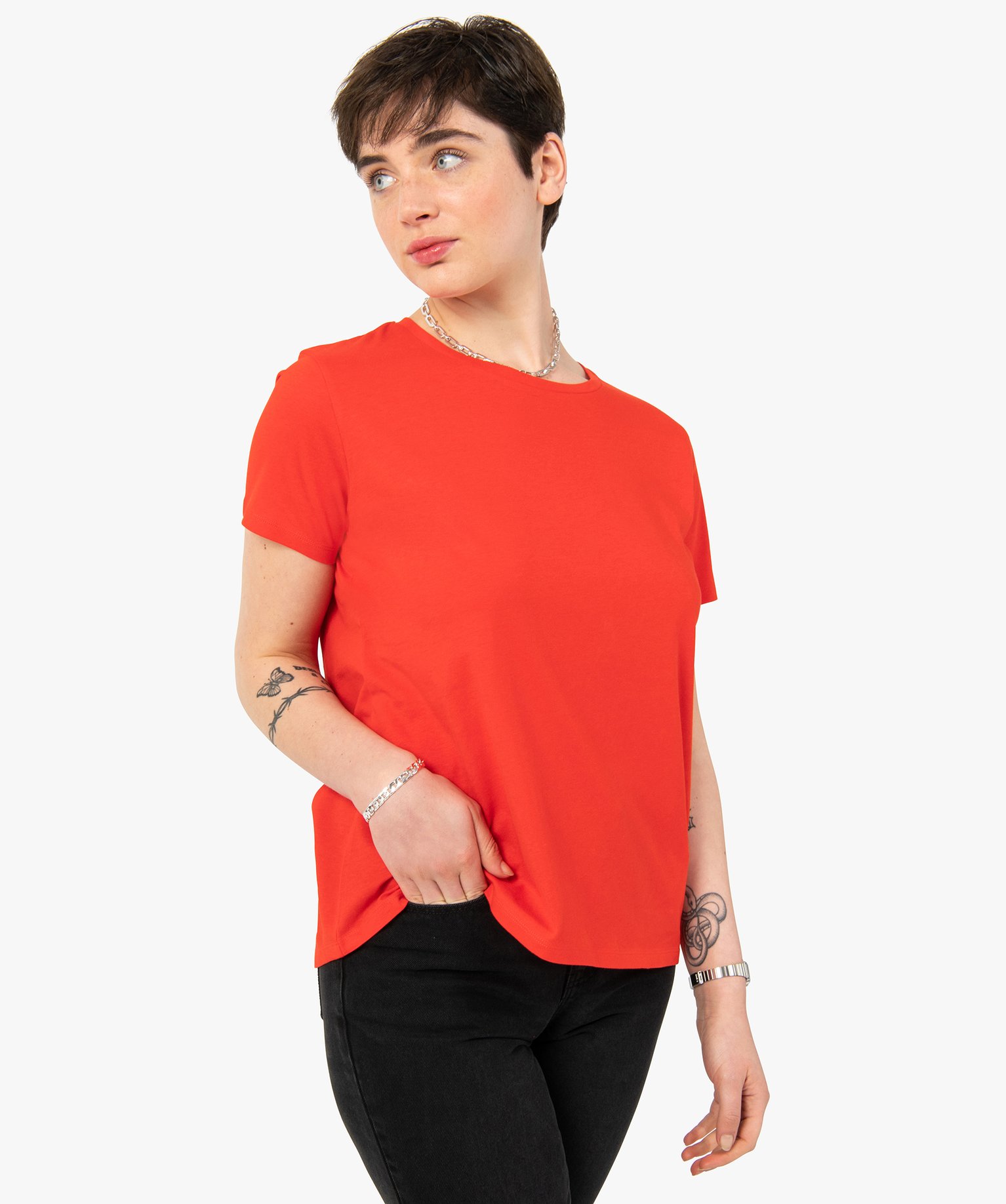tee-shirt femme a manches courtes avec dos plus long rouge t-shirts manches courtes