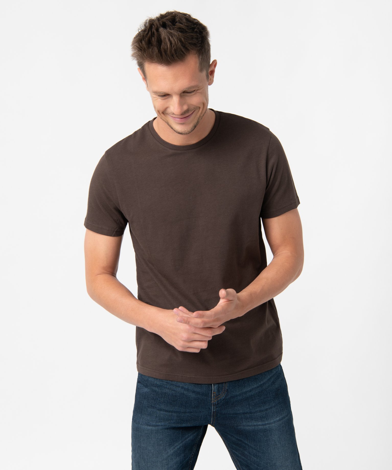 tee-shirt a manches courtes et col rond homme brun tee-shirts