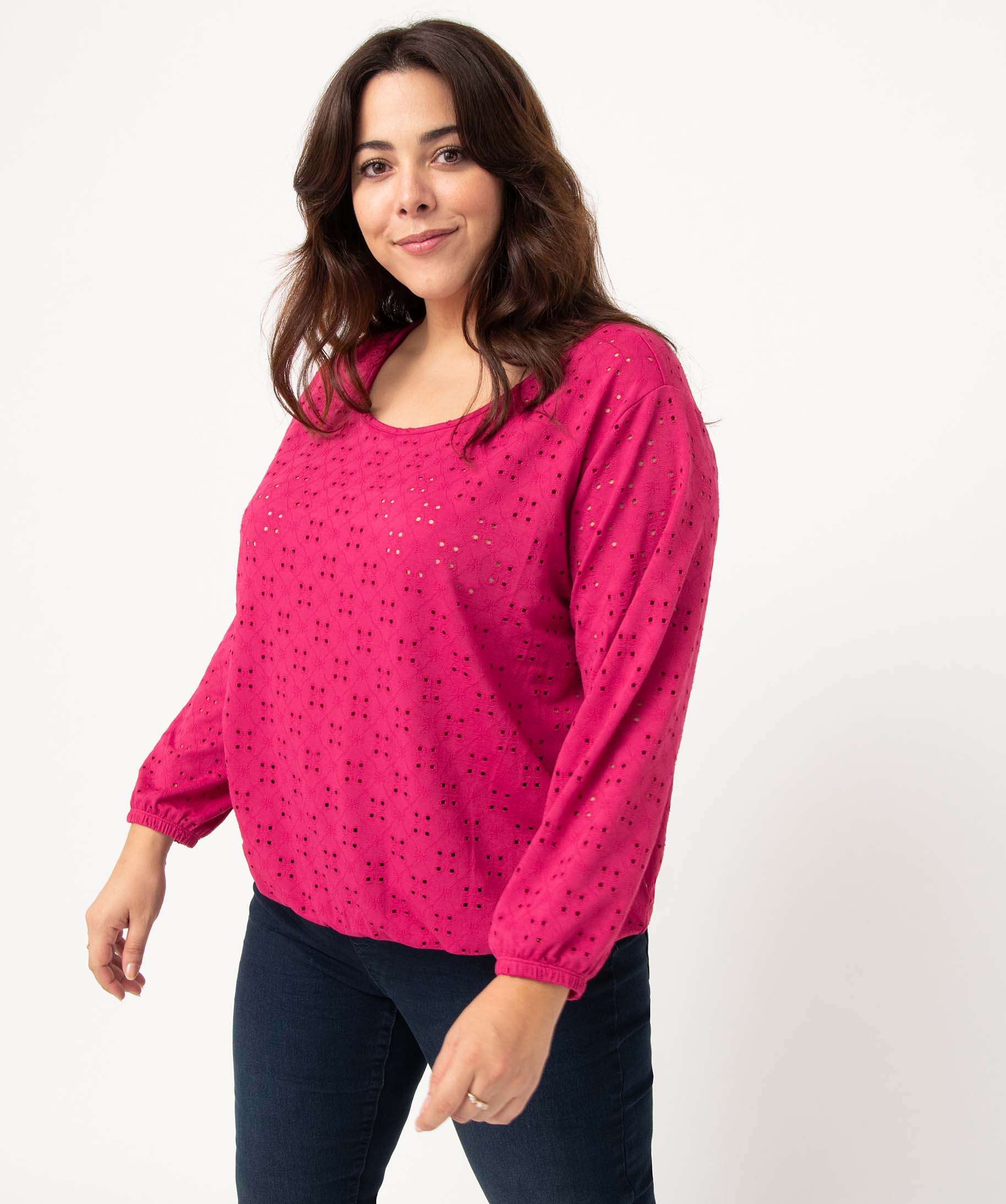 tee-shirt femme grande taille ajoure a manches 34 rose