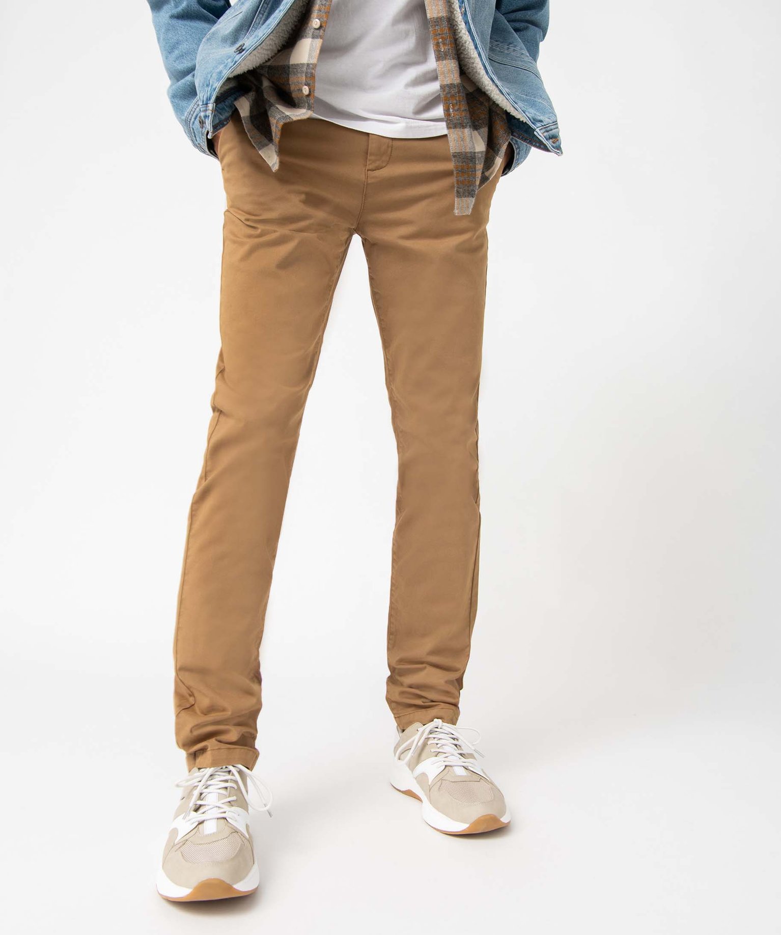 pantalon chino en coton stretch coupe slim homme brun pantalons de costume