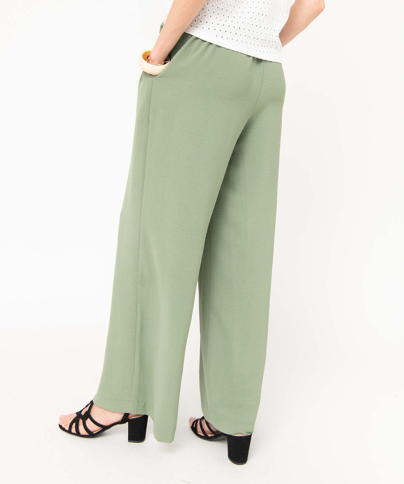 pantalon femme en crepe fluide a ceinture elastique et brides a nouer vert pantalons femme GEMO