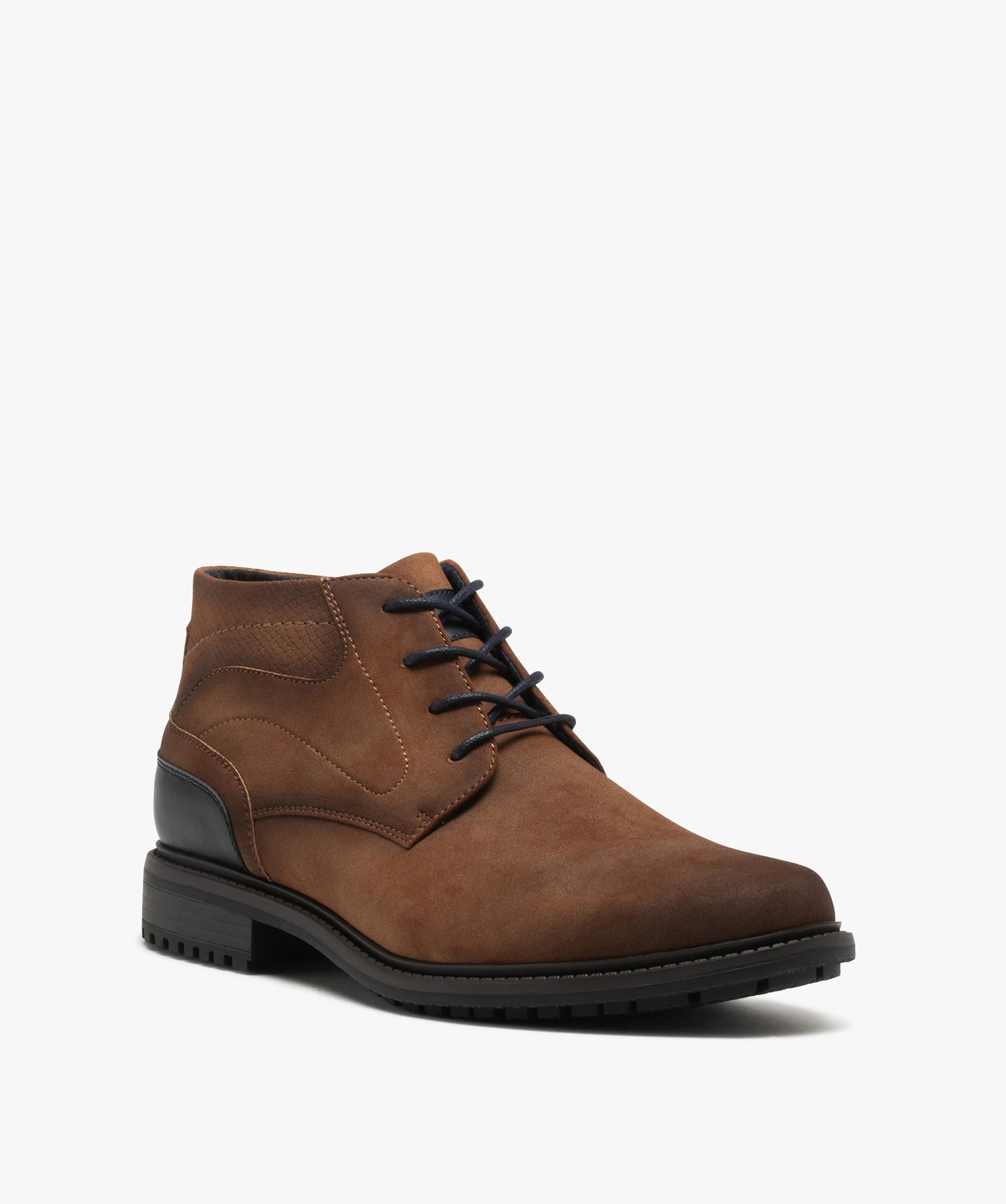 low boots avec surpiqures et lacets contrastants homme brun bottes et boots homme GEMO