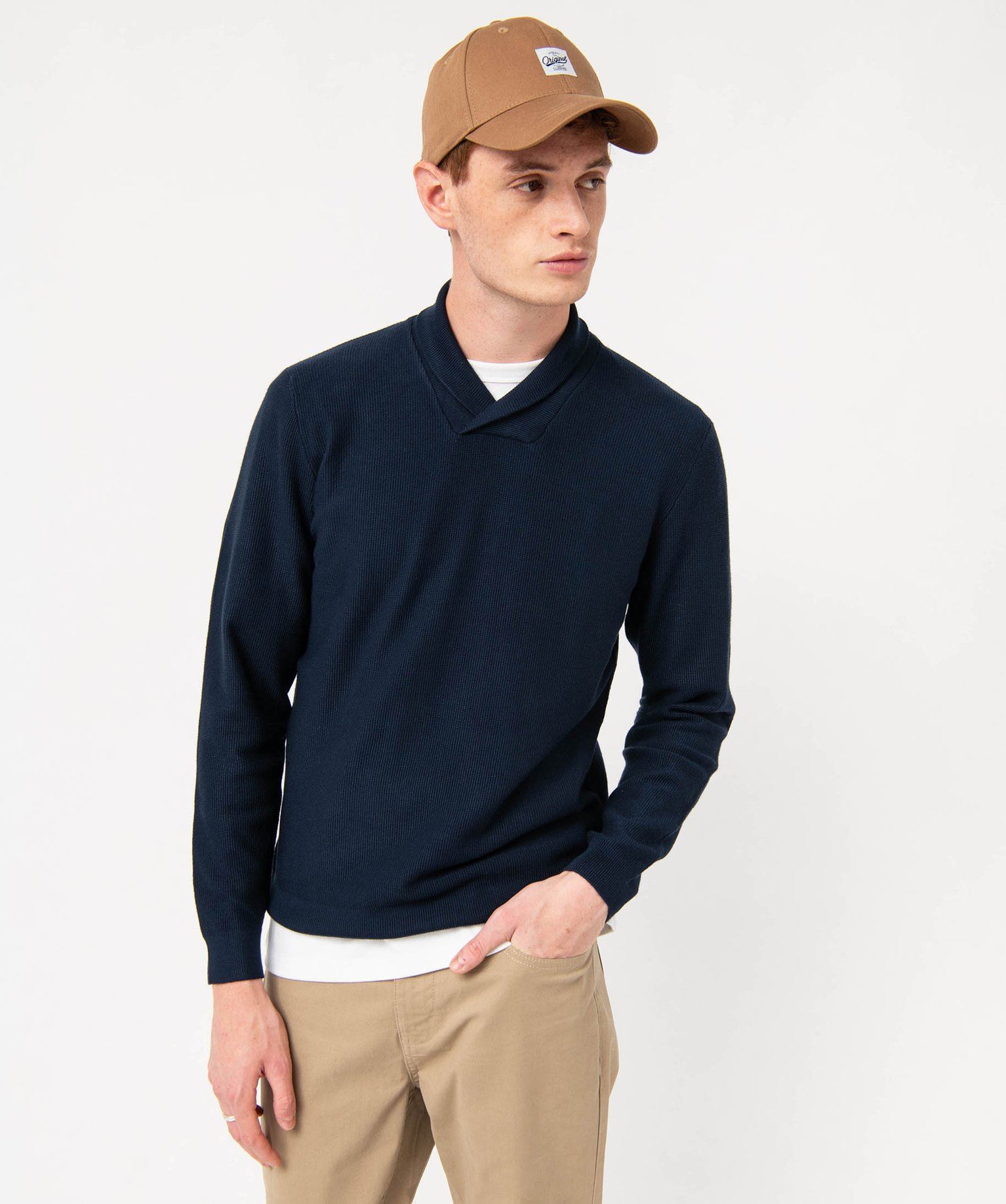 pull col chale en fine maille cotelee homme bleu pulls