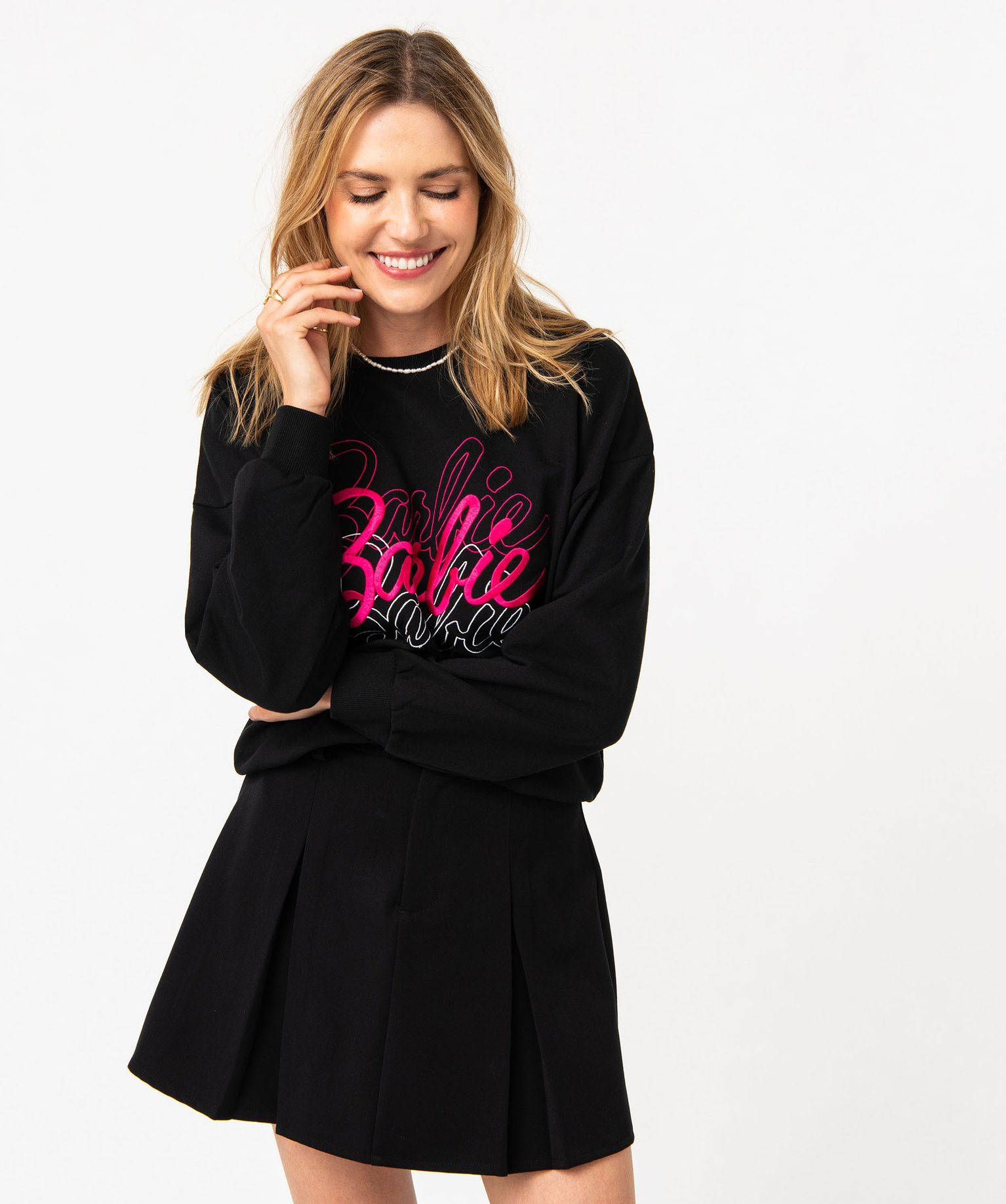 sweat ample avec inscriptions brodees femme - barbie noir sweats