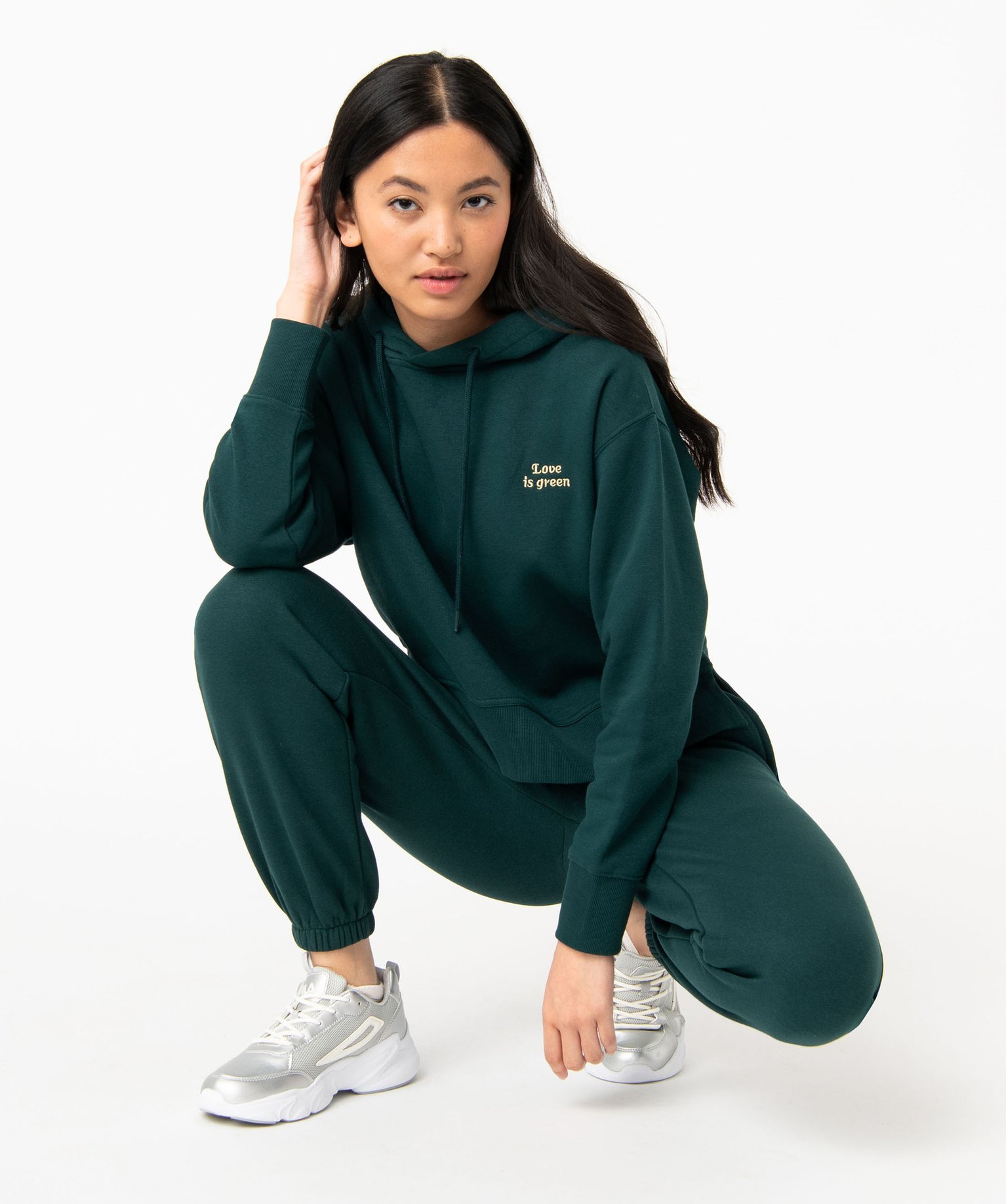 Ensemble survêtement avec sweatshirt et jogger - Tenue de sport femme  (Grande taille disponible) - Couleur Prune