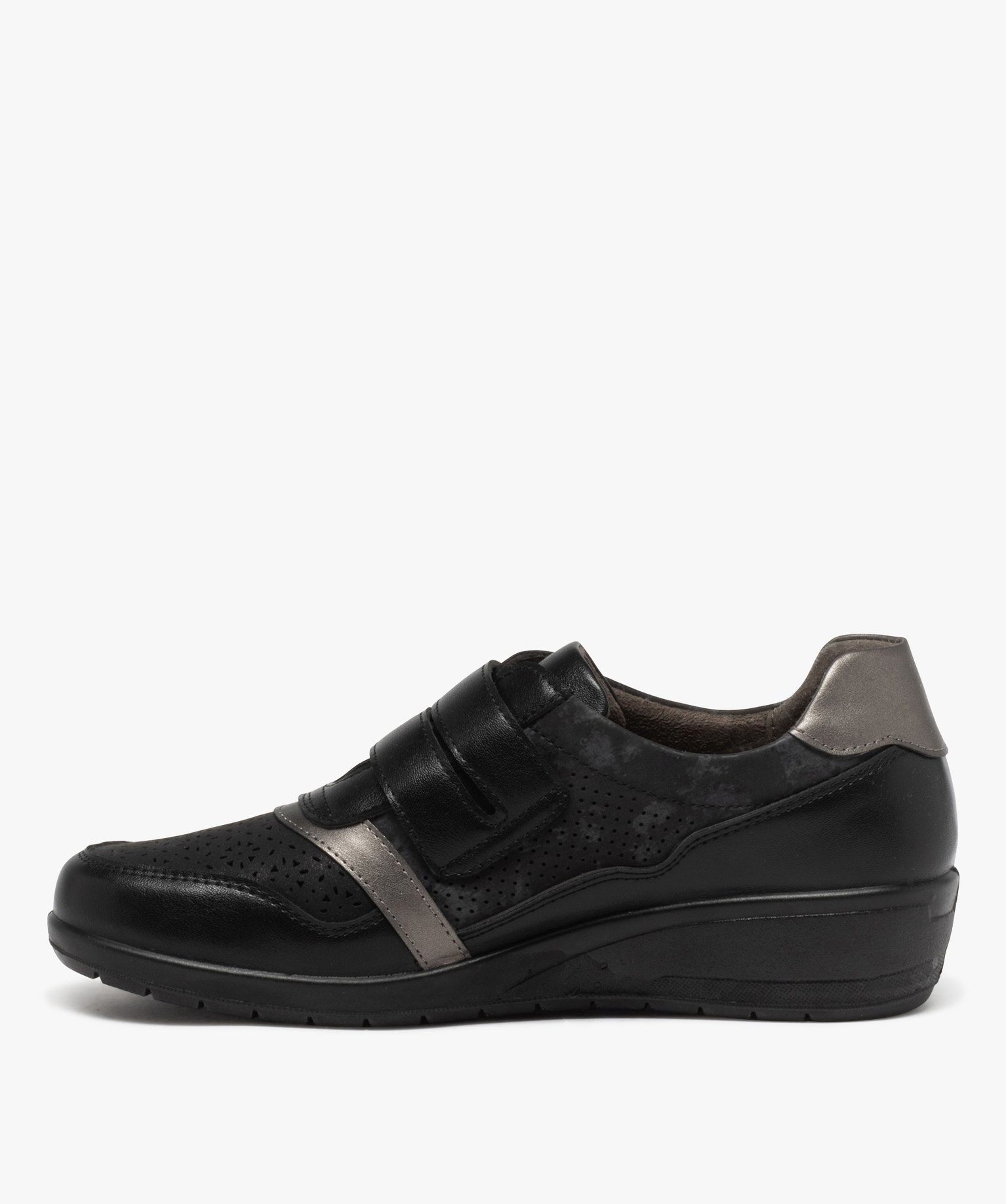 derbies confort look sport a bride scratch femme noir standard derbies femme GEMO