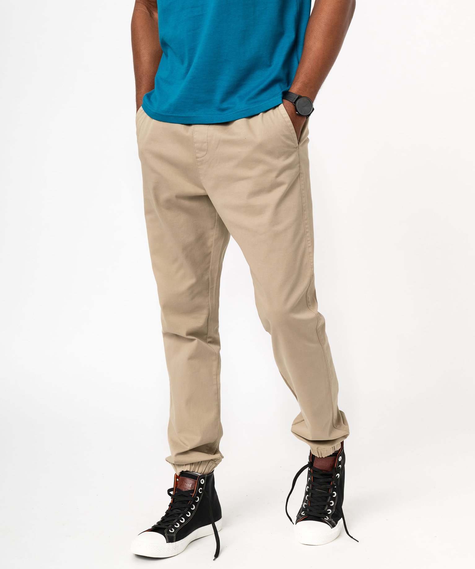 pantalon jogger en toile de coton stretch homme beige pantalons homme GEMO