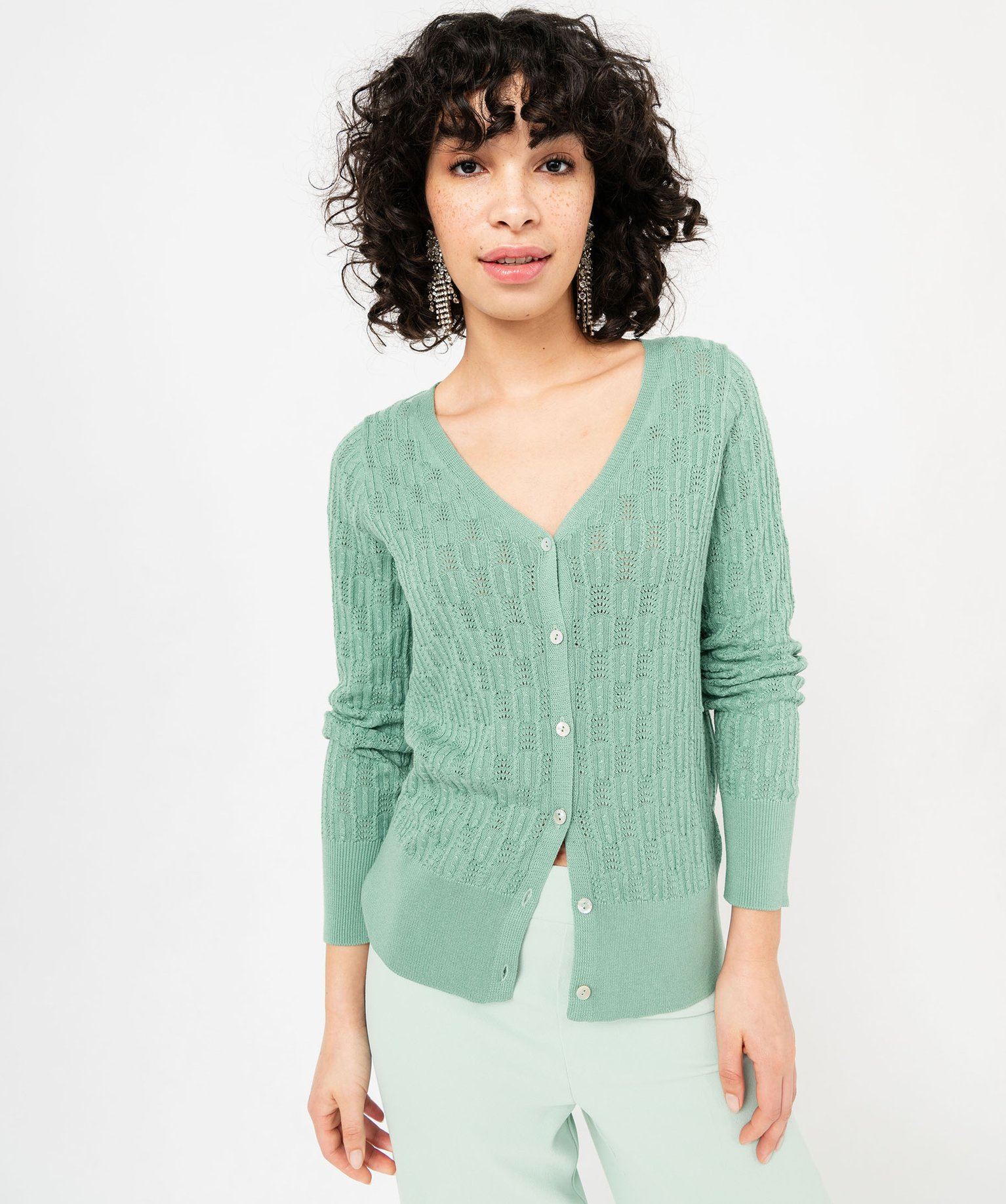 gilet en maille ajouree et boutons nacres femme vert gilets