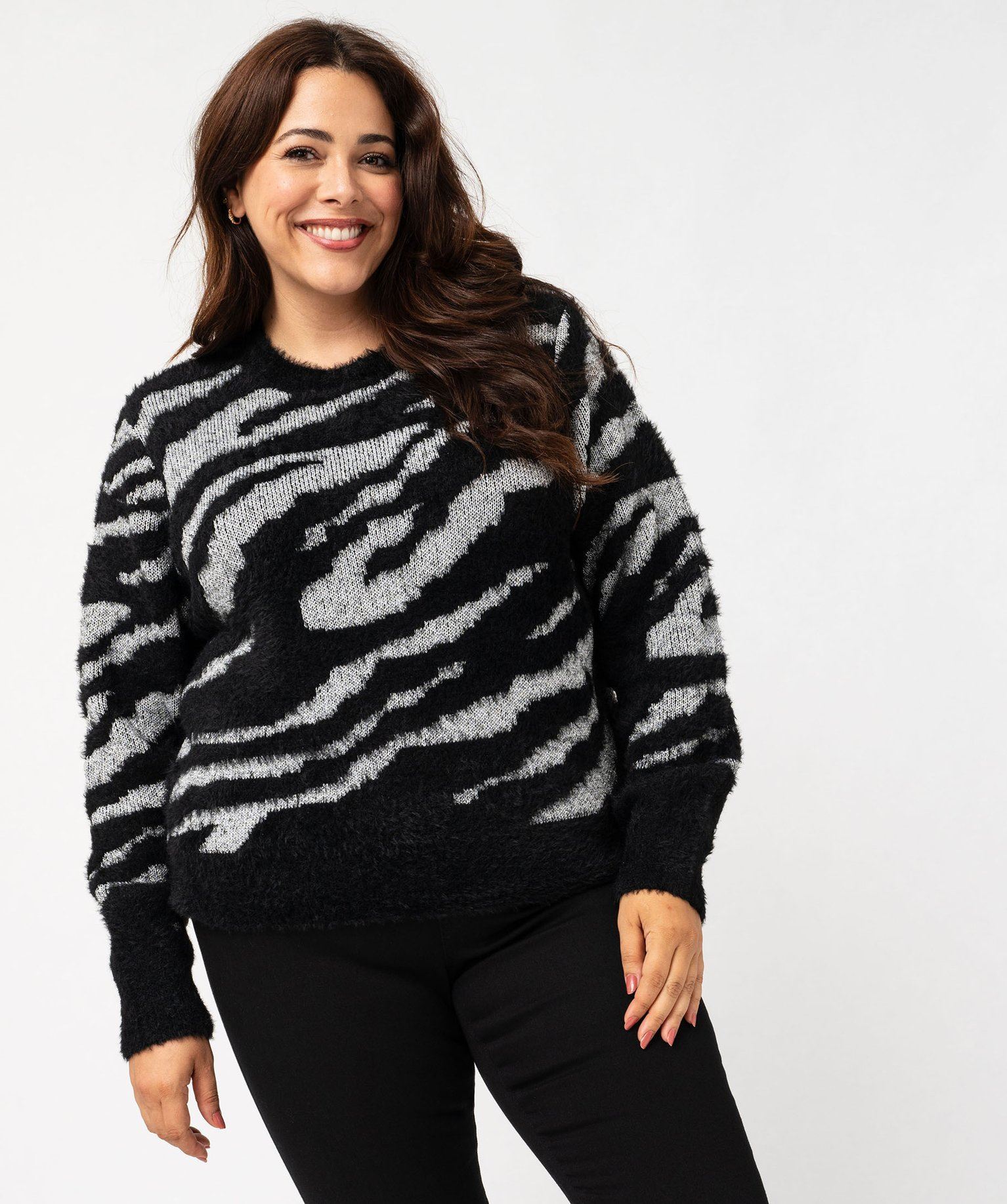 pull en maille peluche et fil paillete femme grande taille noir