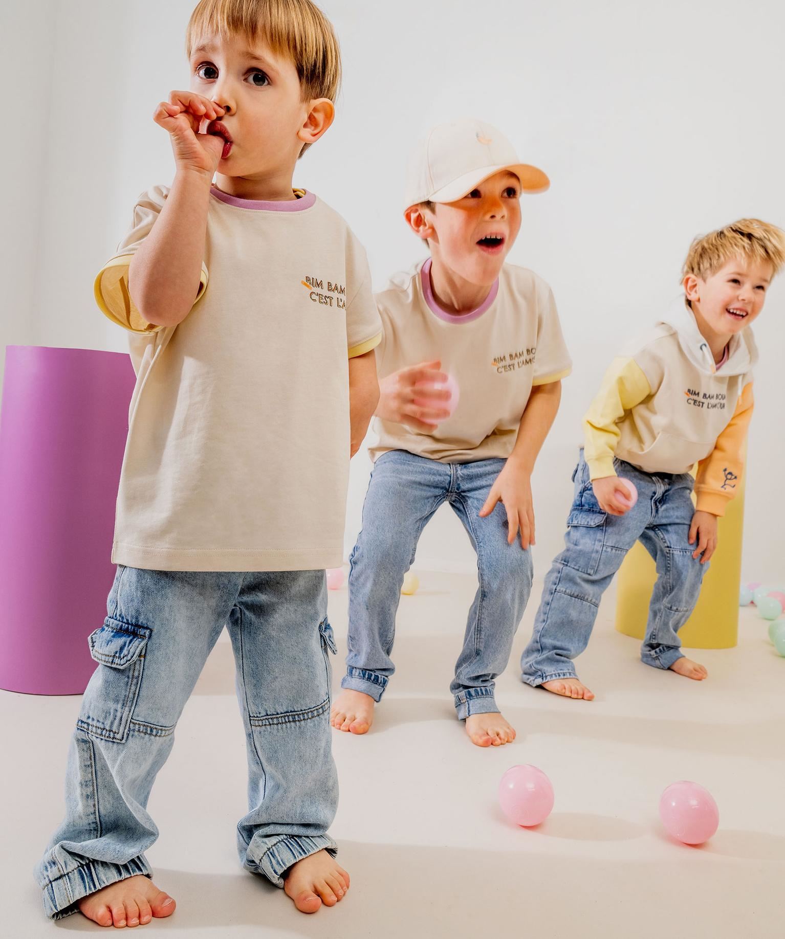 tee-shirt manches courtes imprime dans le dos bebe - gemo x maeva beige