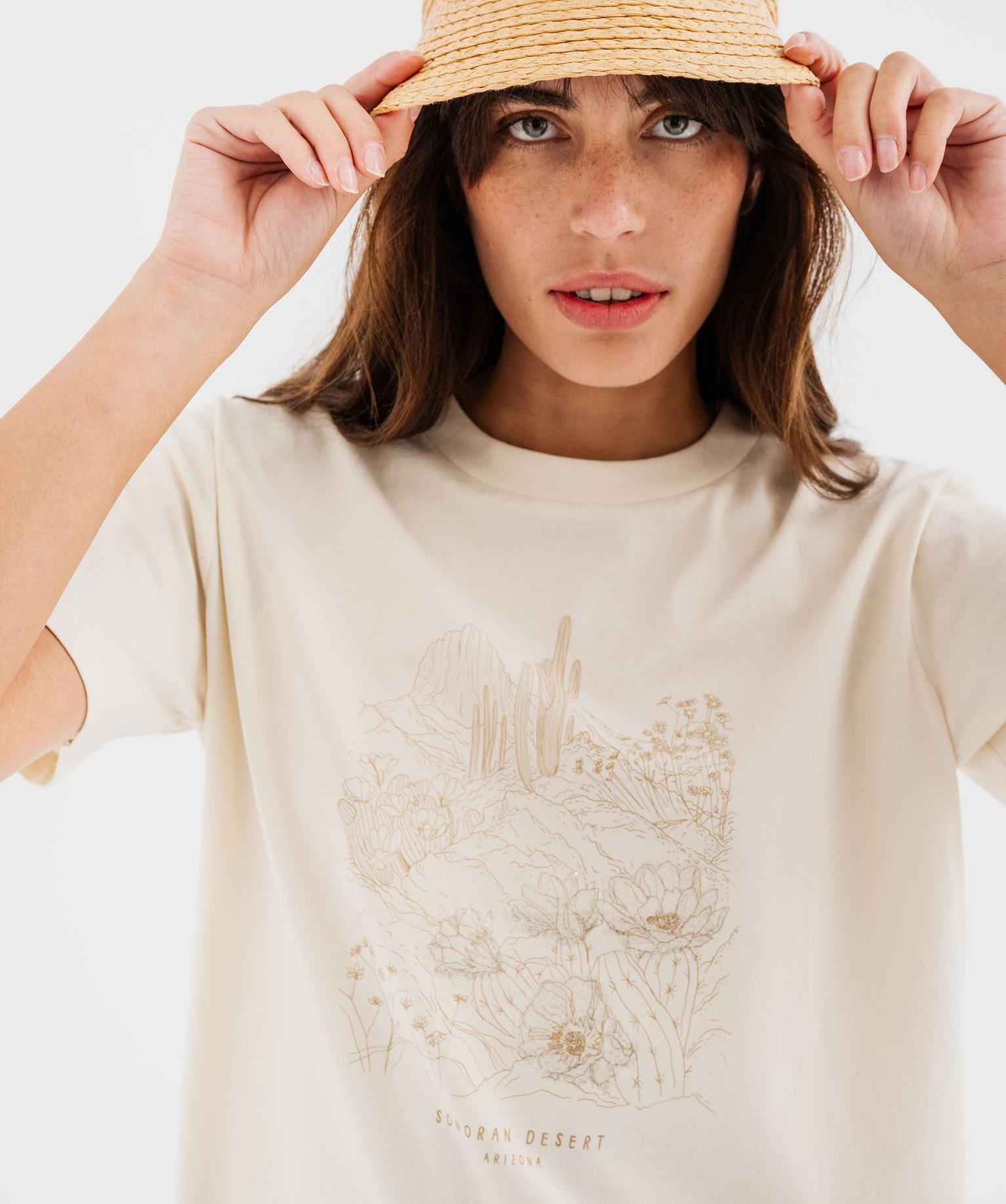 tee-shirt manches courtes avec motif desert femme beige t-shirts manches courtes