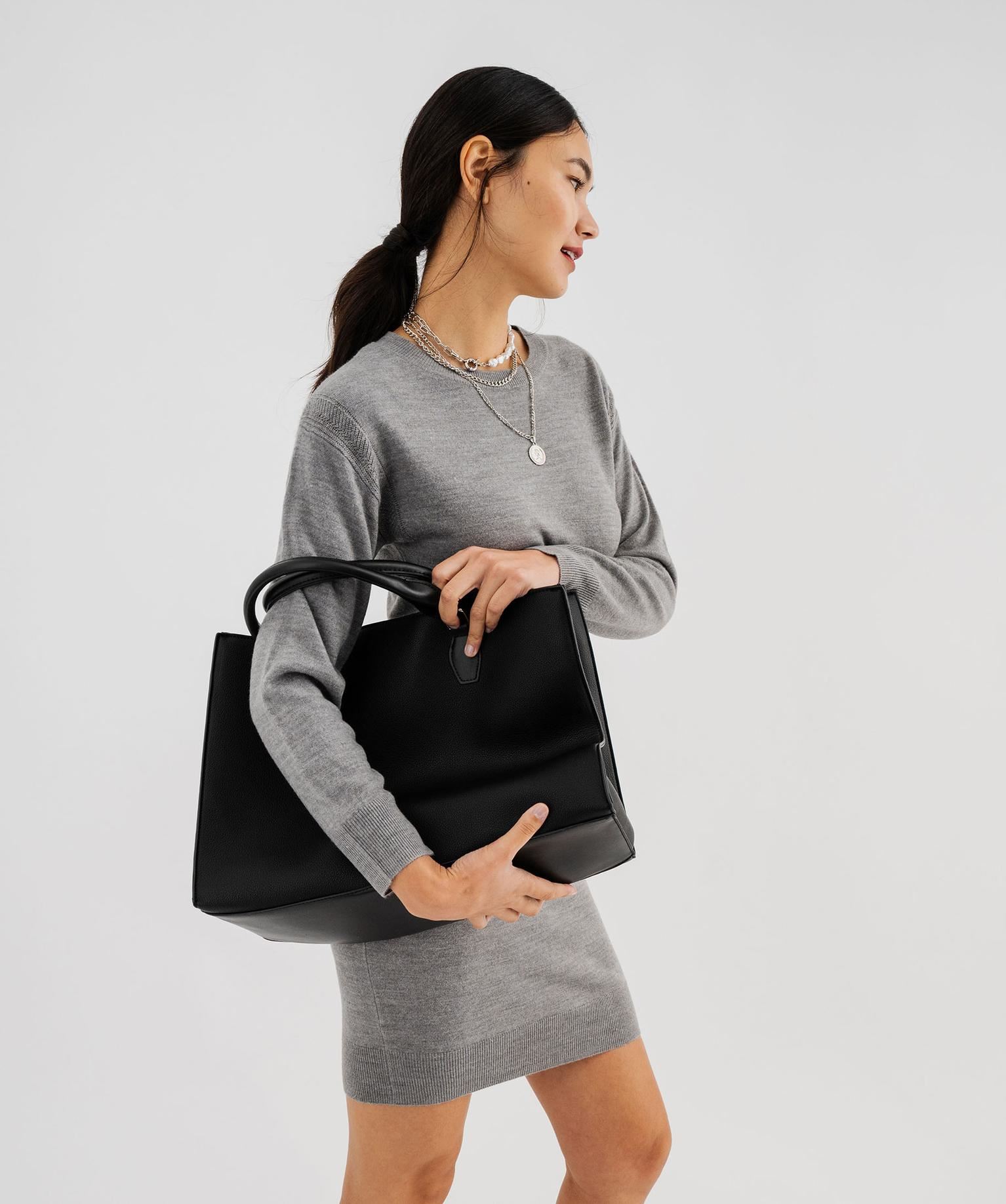 sac cabas porte main avec bandouliere amovible femme noir standard grands sacs femme