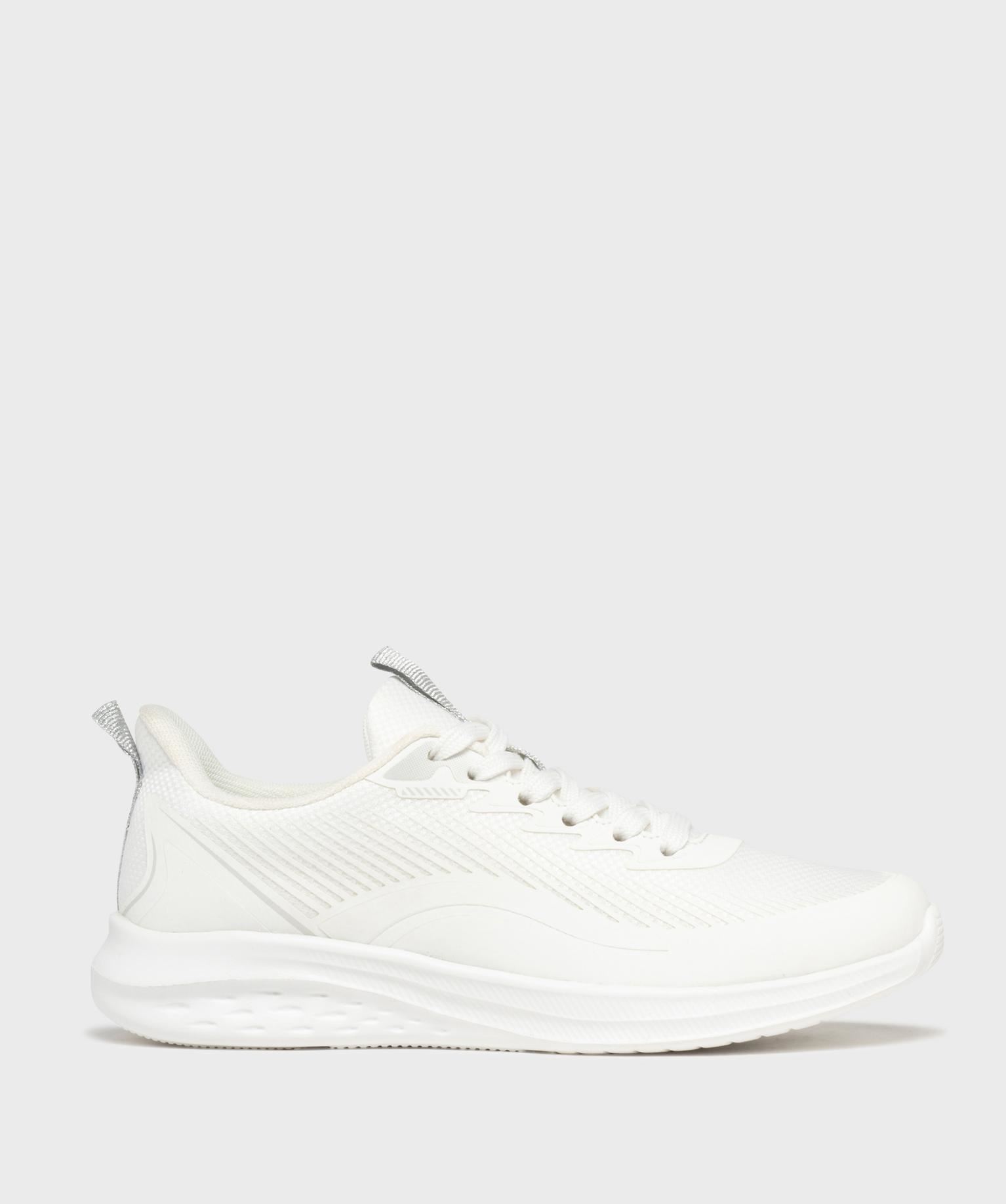 baskets basses en mesh legeres femme blanc standard