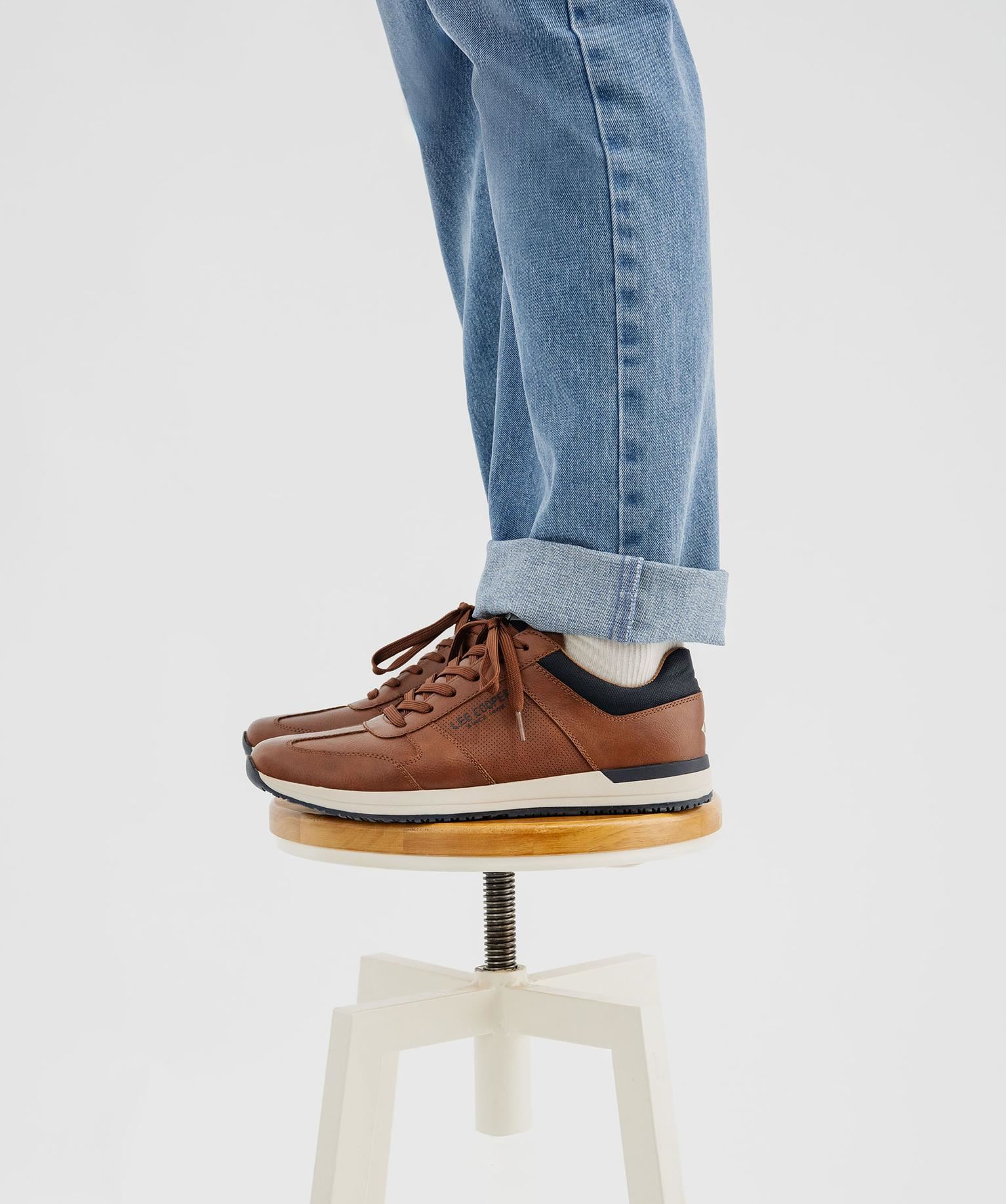 baskets de ville avec col contrastant homme - lee cooper brun