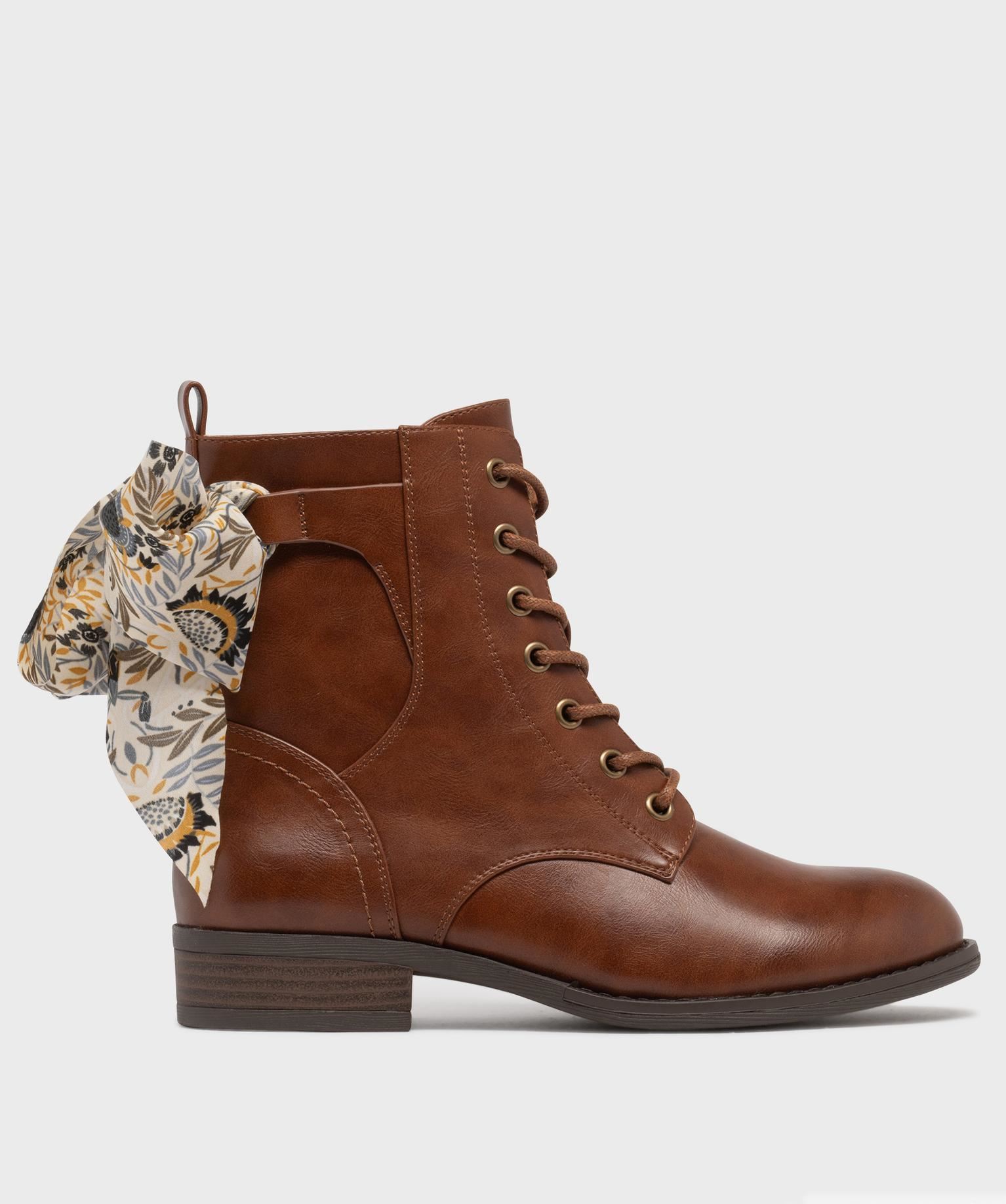boots a lacets et zip avec foulard a nouer femme marron standard