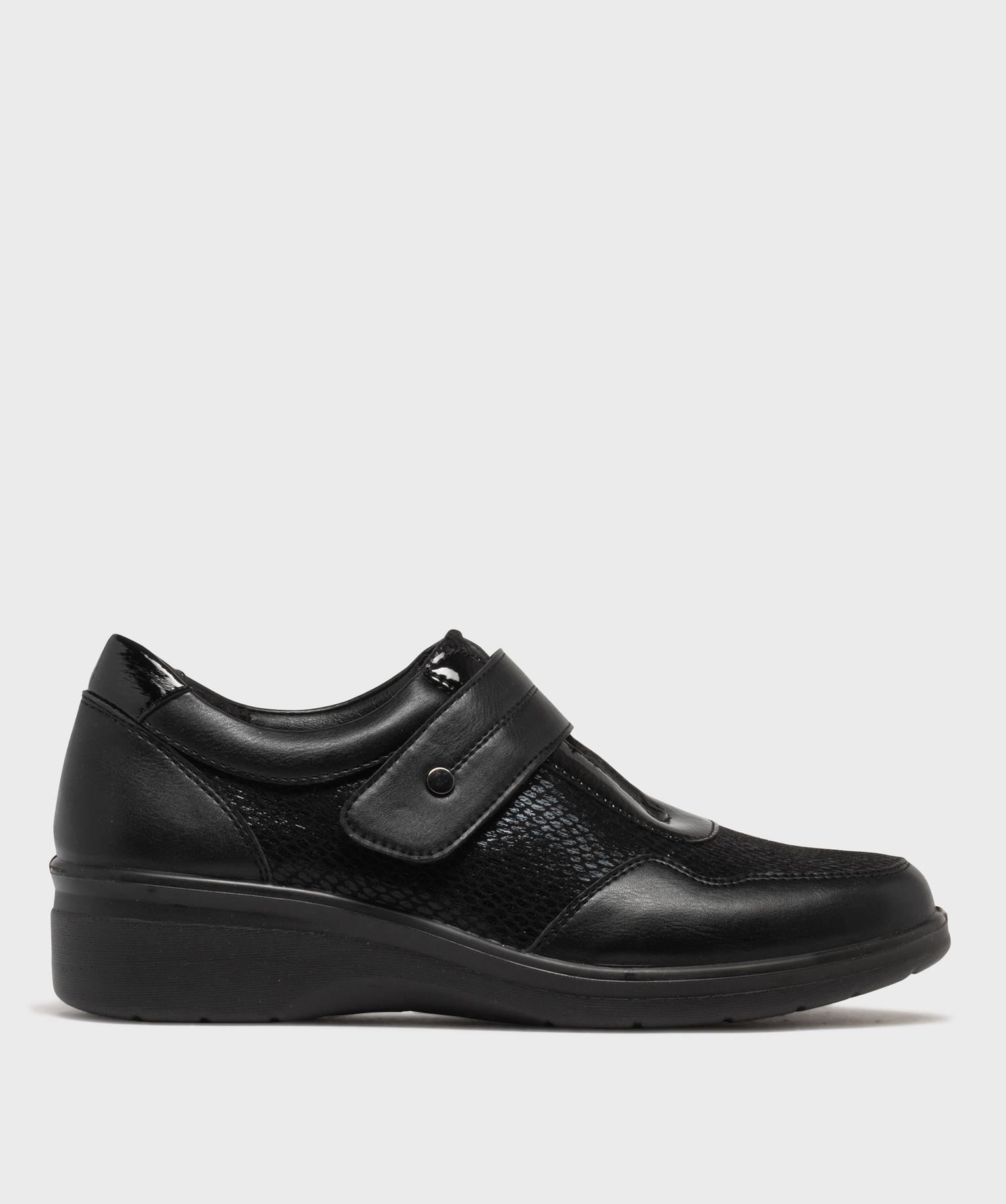 chaussures confort fermeture a scratch femme noir standard derbies