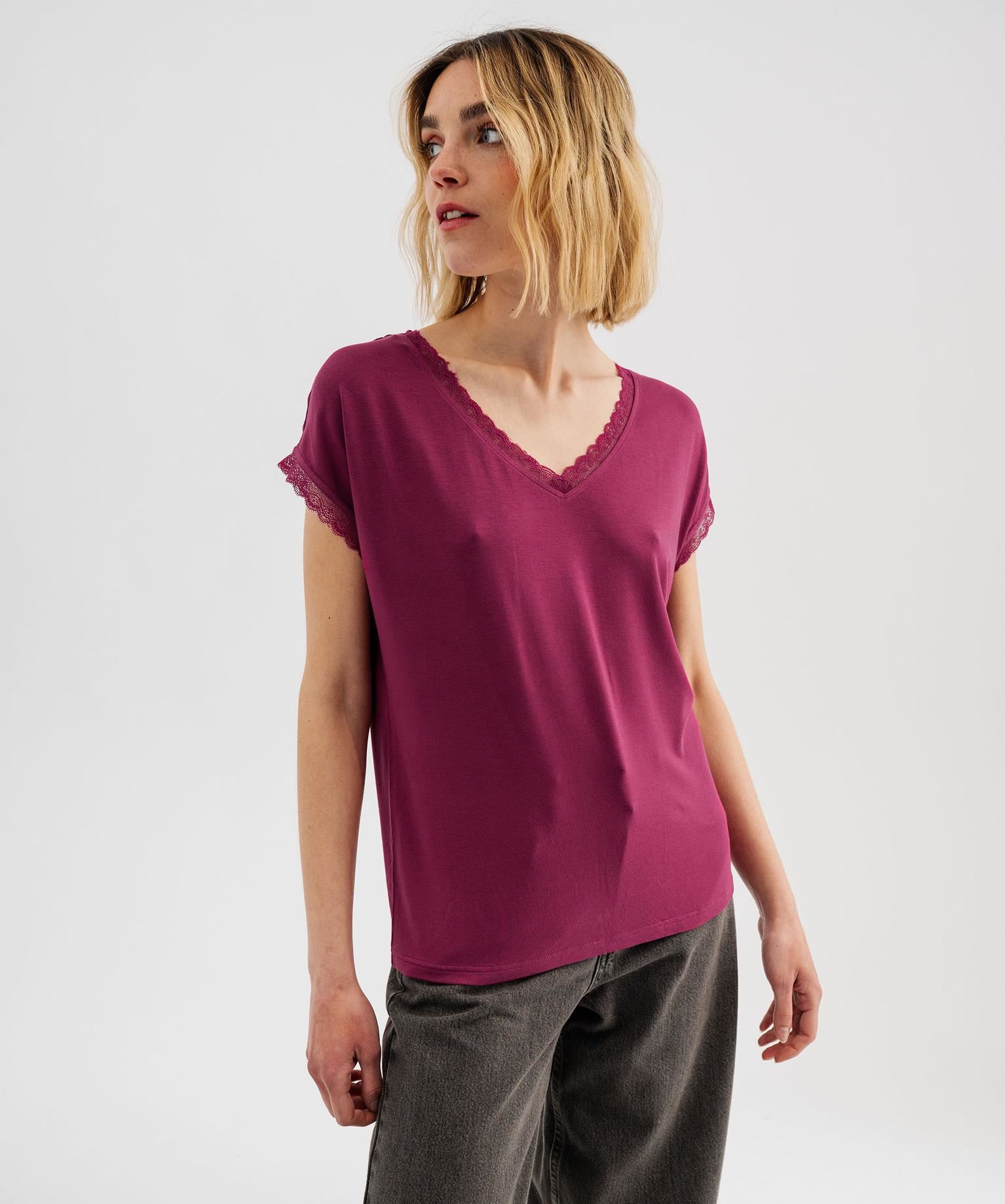 tee-shirt a manches courtes et col v en dentelle coupe loose femme rose t-shirts manches courtes