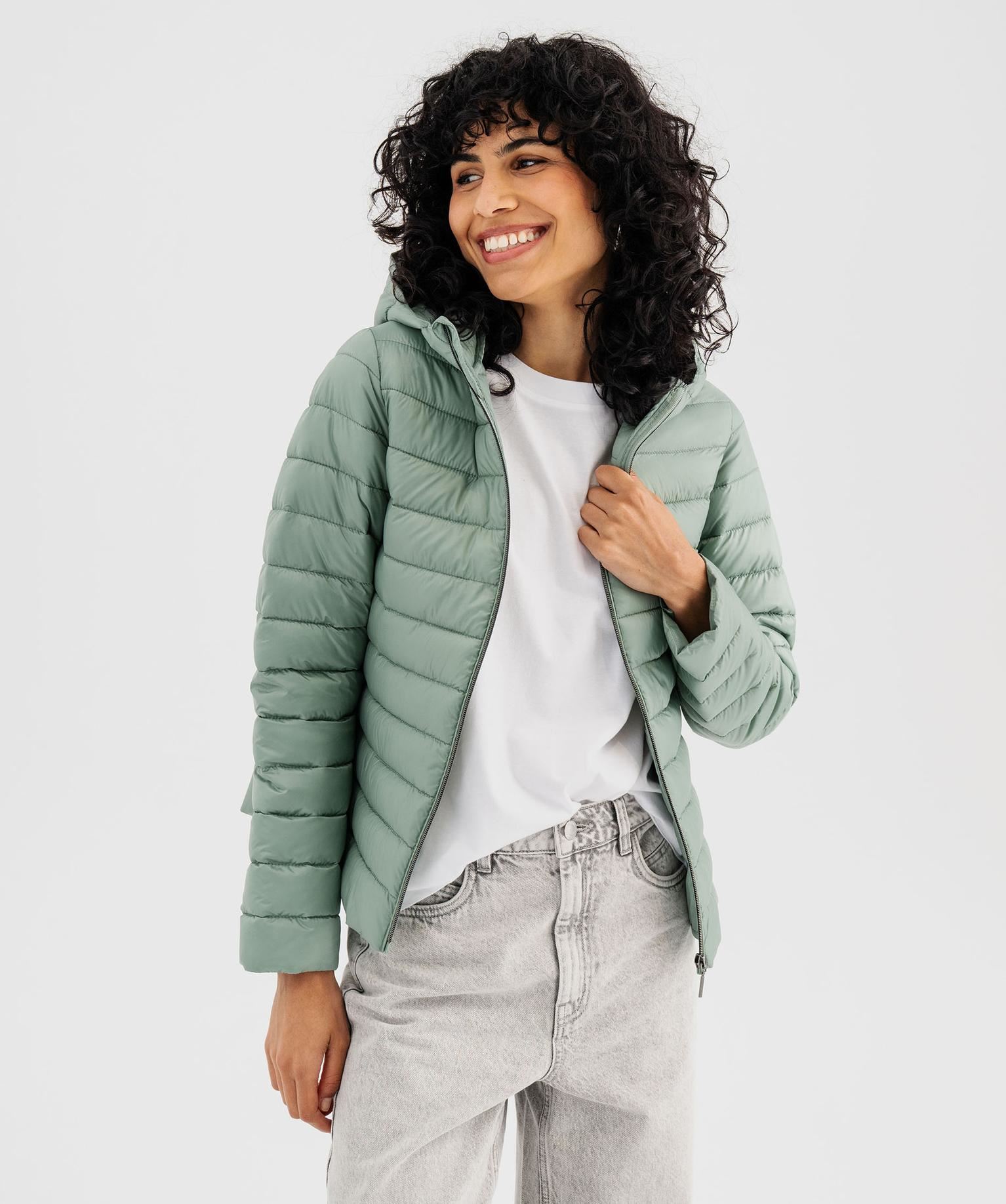 doudoune legere a capuche femme vert standard manteaux