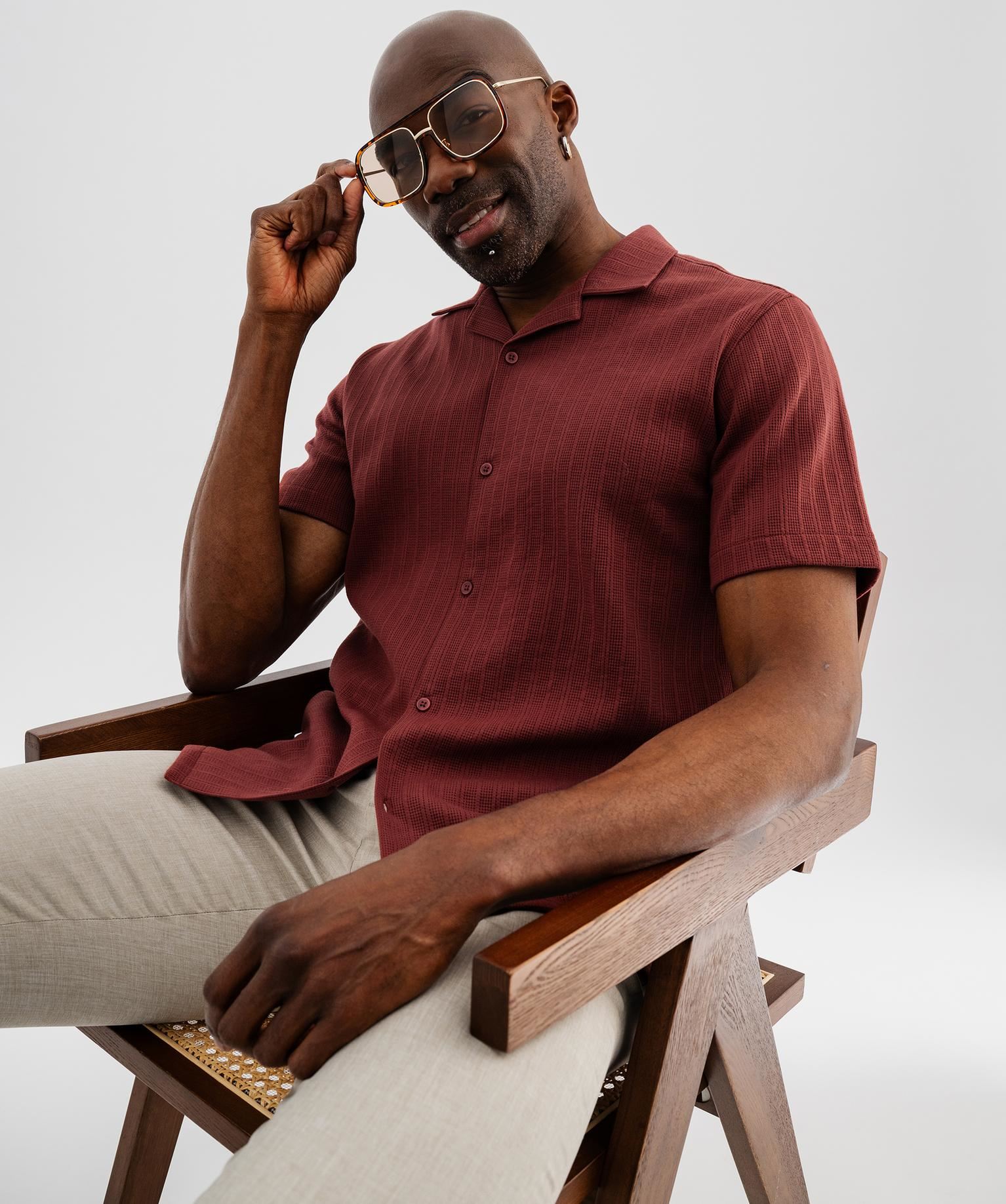 chemise manches courtes en maille fantaisie avec col cubain homme