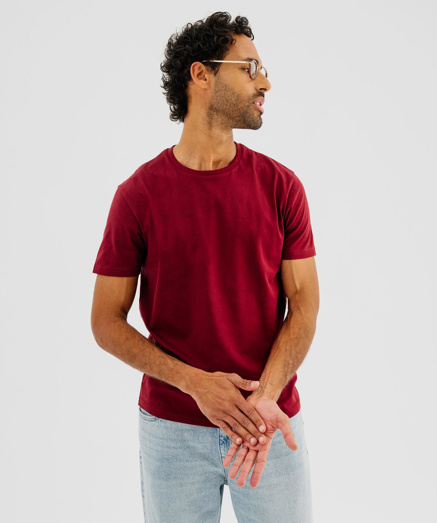 tee-shirt a manches courtes et col rond homme rouge