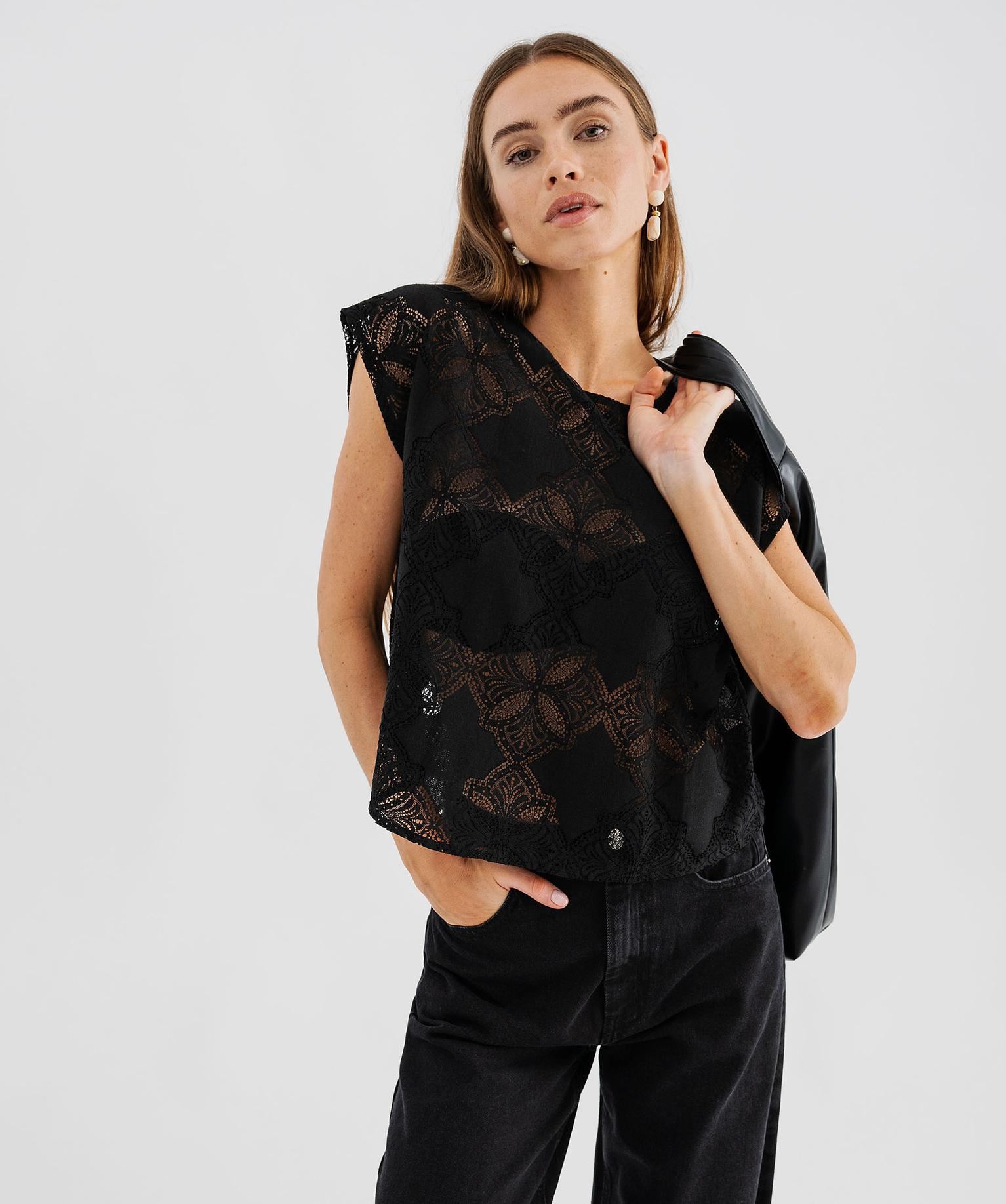 tee-shirt sans manches en dentelle ajouree coupe loose femme noir standard t-shirts manches courtes