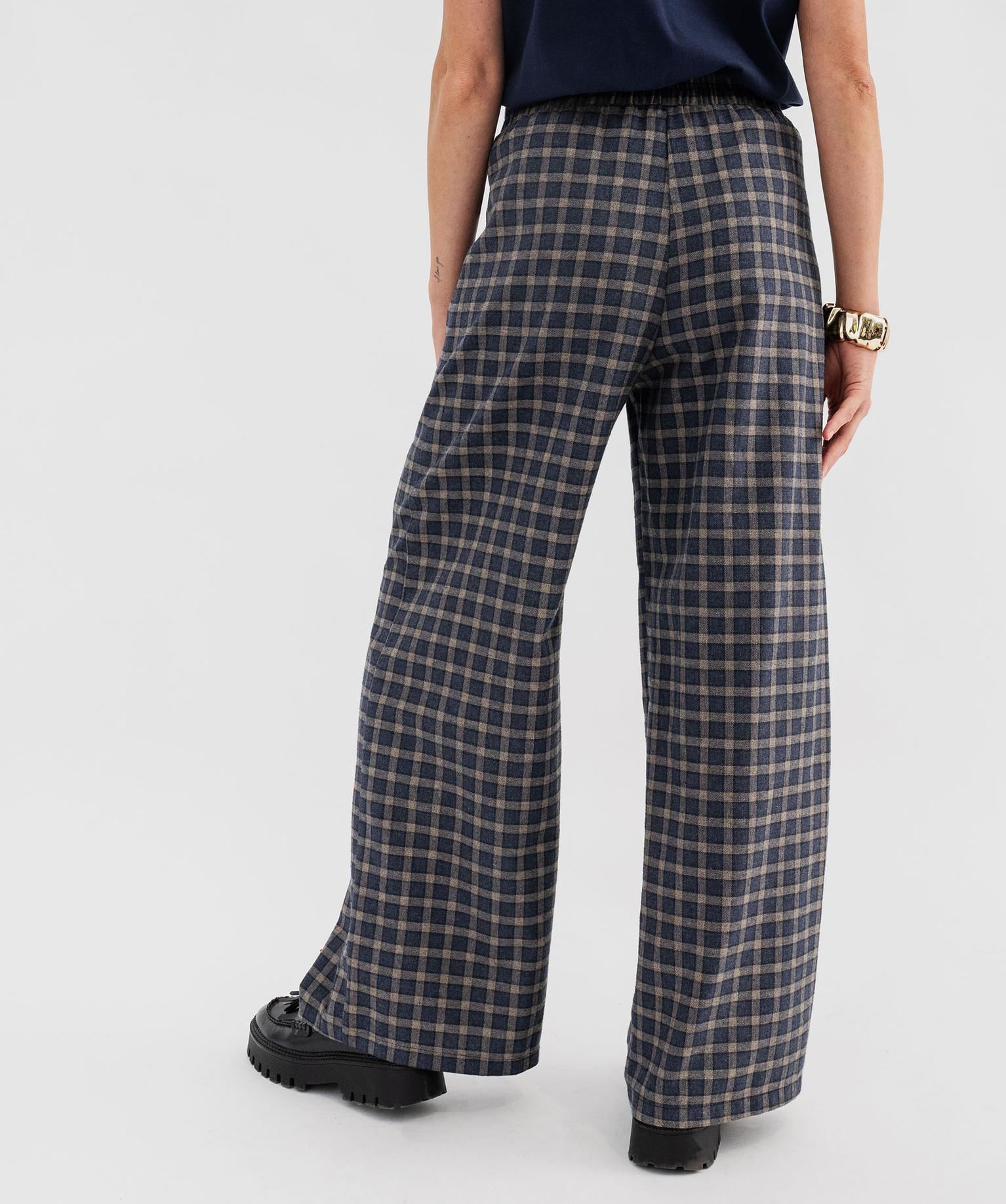 Pantalones Cortos A Cuadros Vichy Azul Marino Y Blancos De Tejido Texturizado De Asos Design