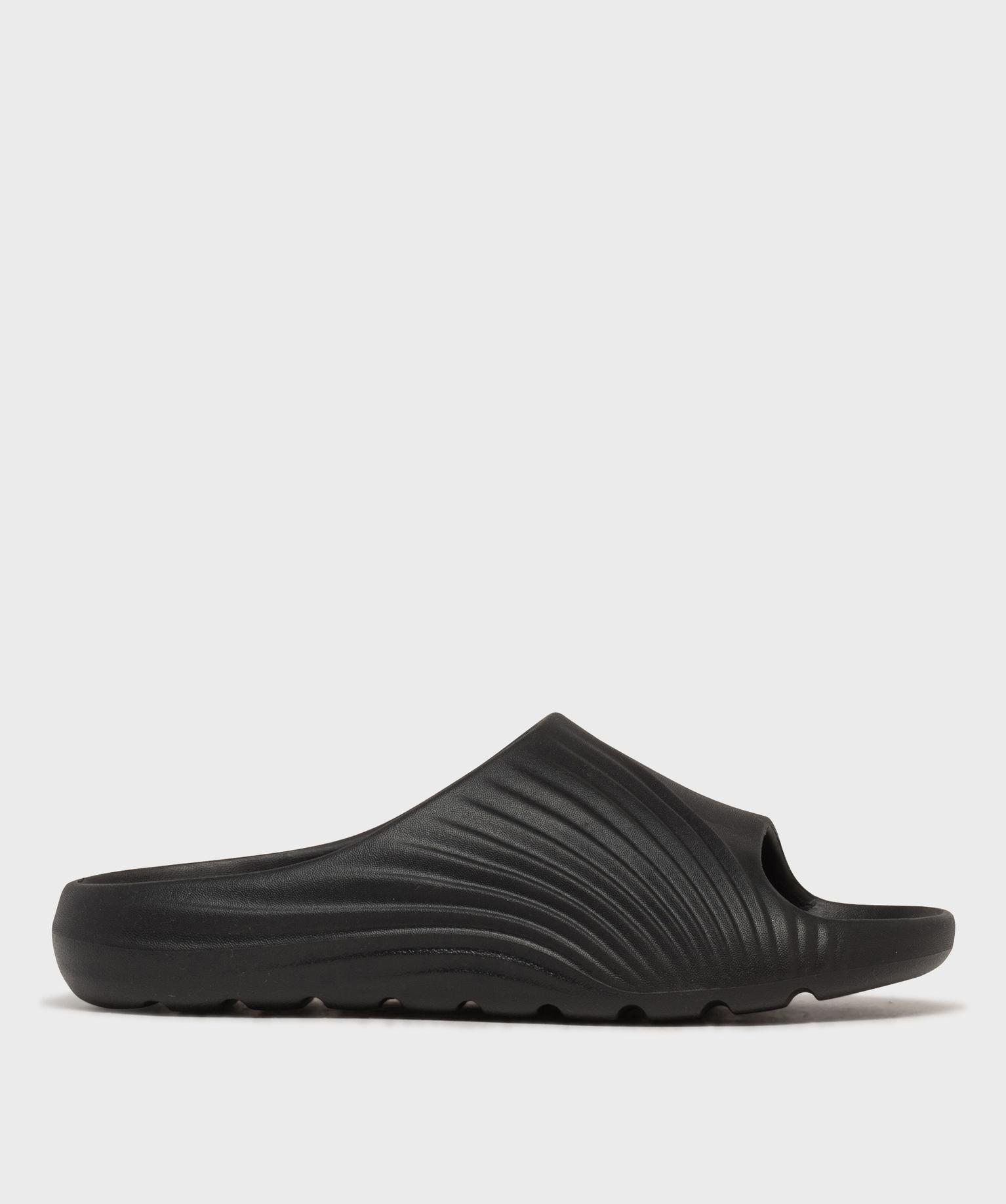 mules de piscine moulees et unies femme noir vif