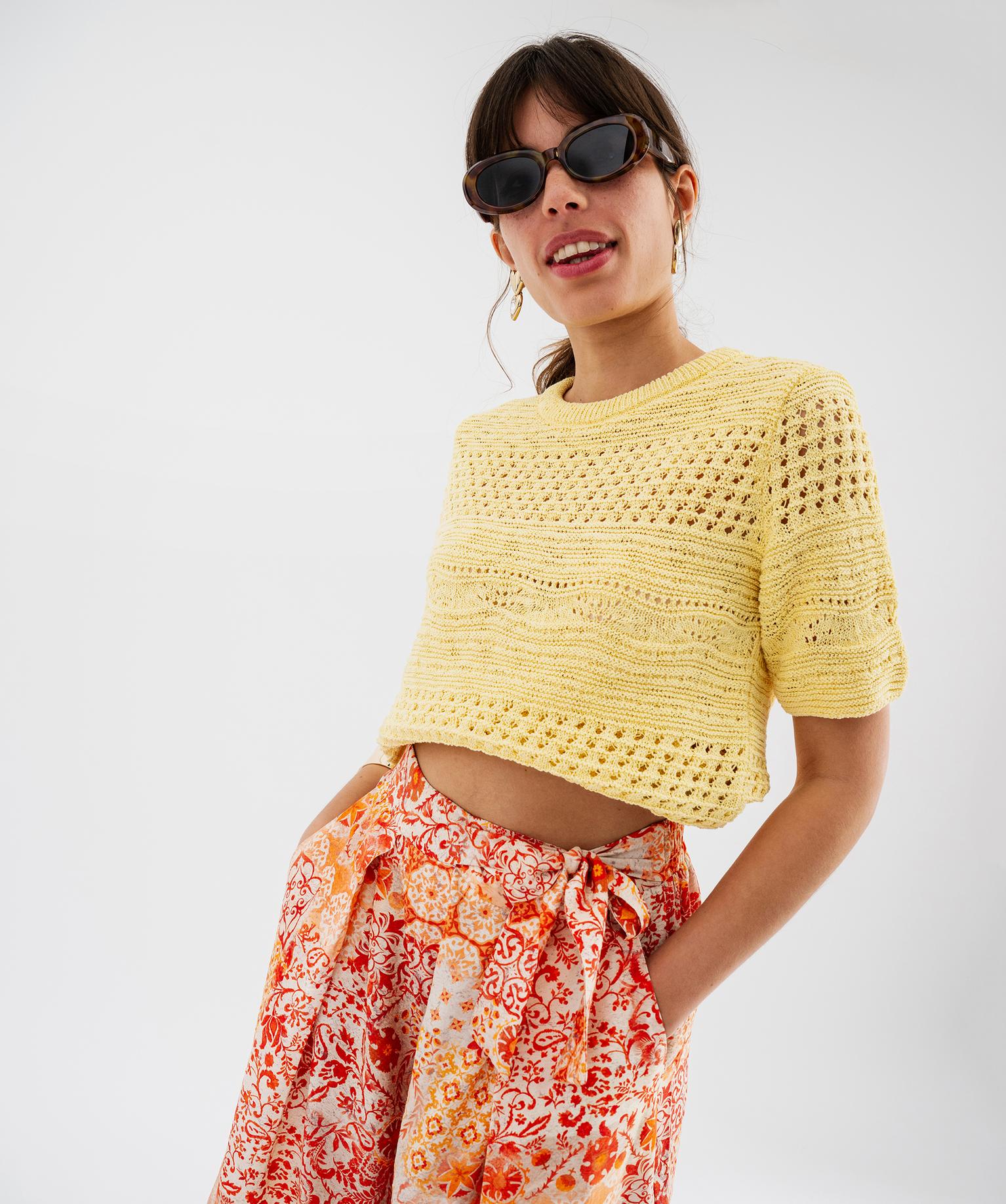 pull manches courtes en maille ajouree femme jaune pulls